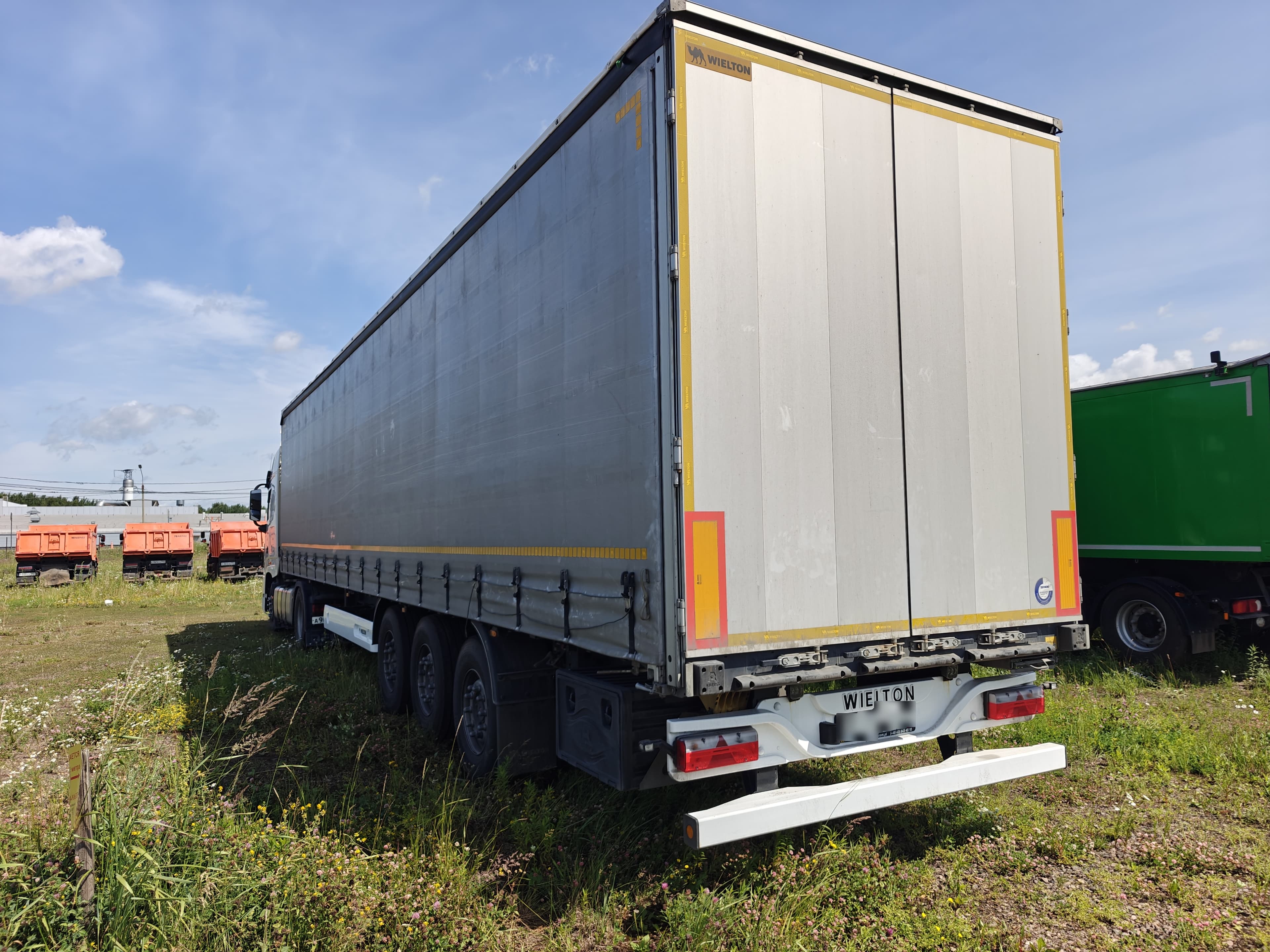 Wielton NS-3 Полуприцеп шторный - 4