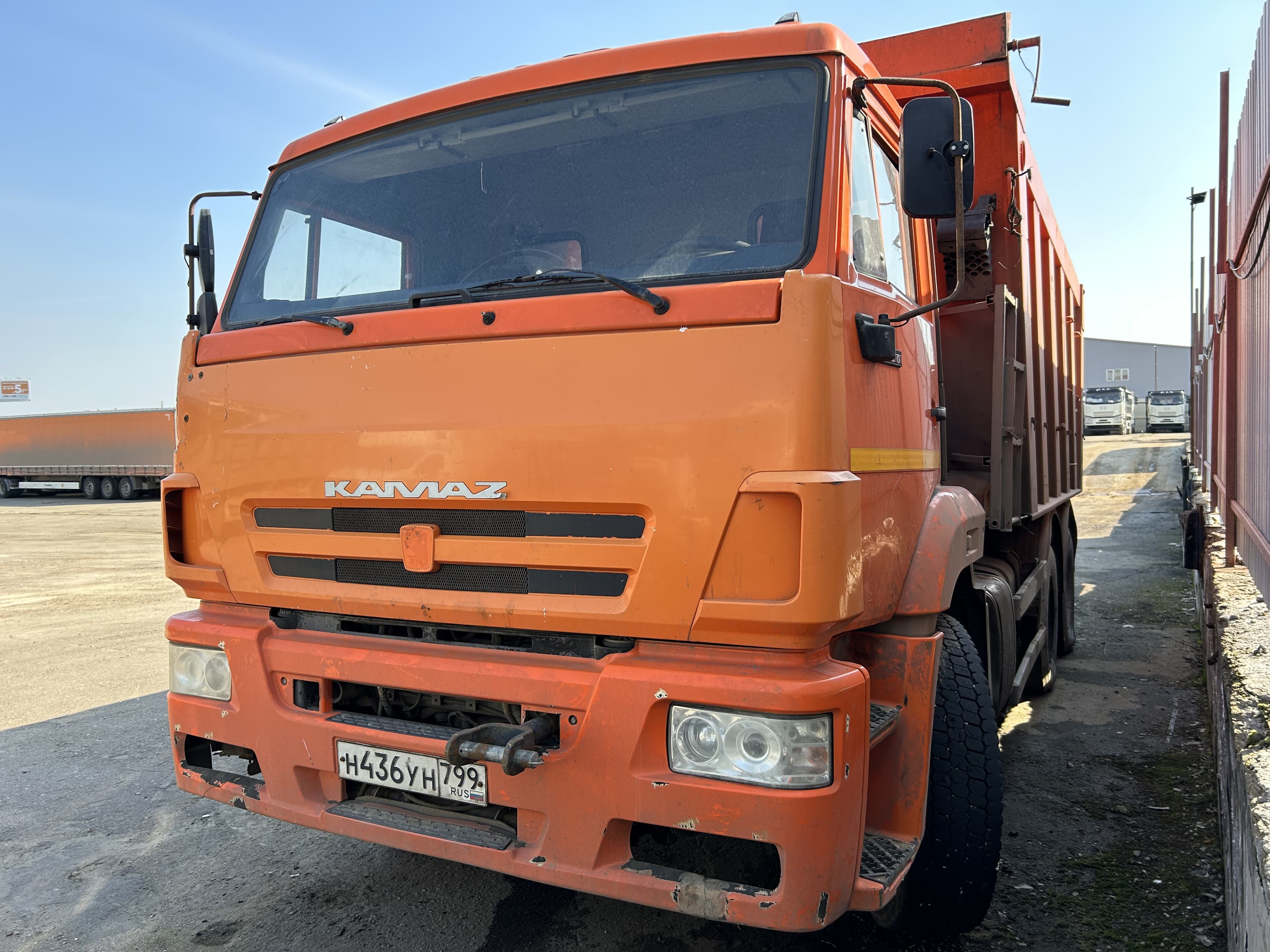 Камаз 6520 6X4 Самосвал - 1
