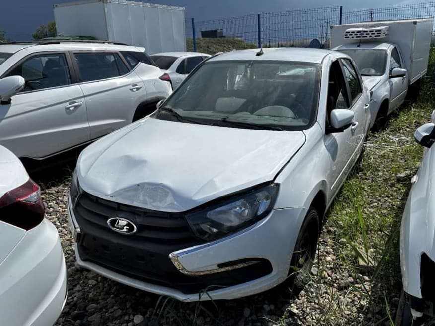 Lada Granta седан - 1