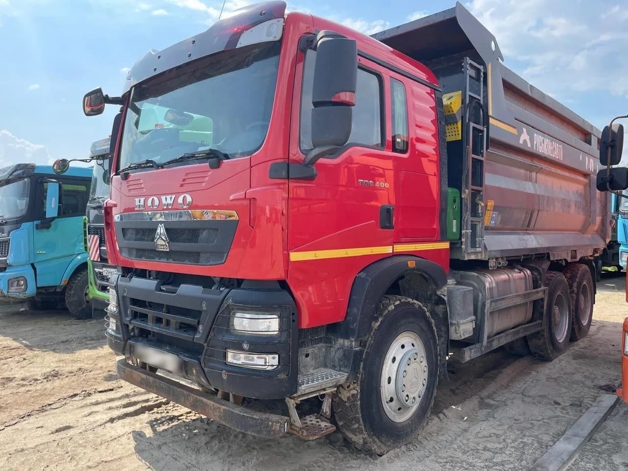 Howo T5G 6x4 Самосвал - 1