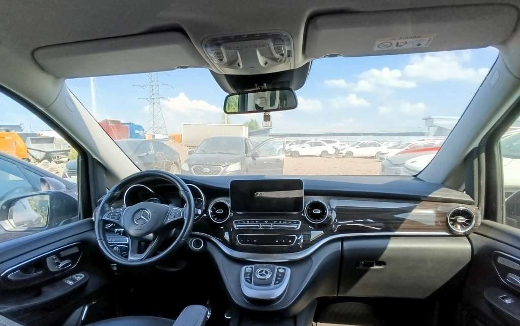 Mercedes-Benz V - 5