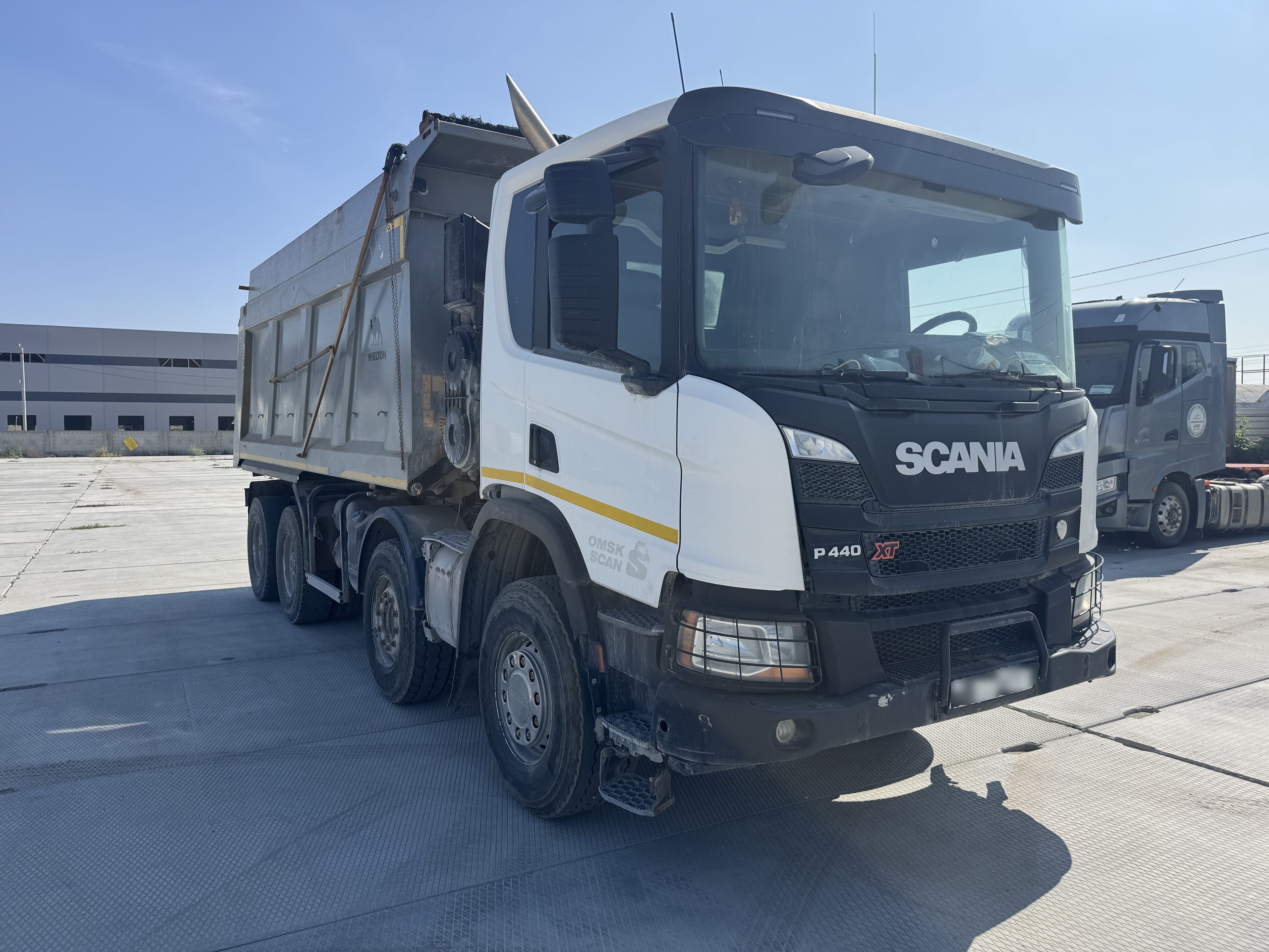 Scania P 8x4 Самосвал - 2