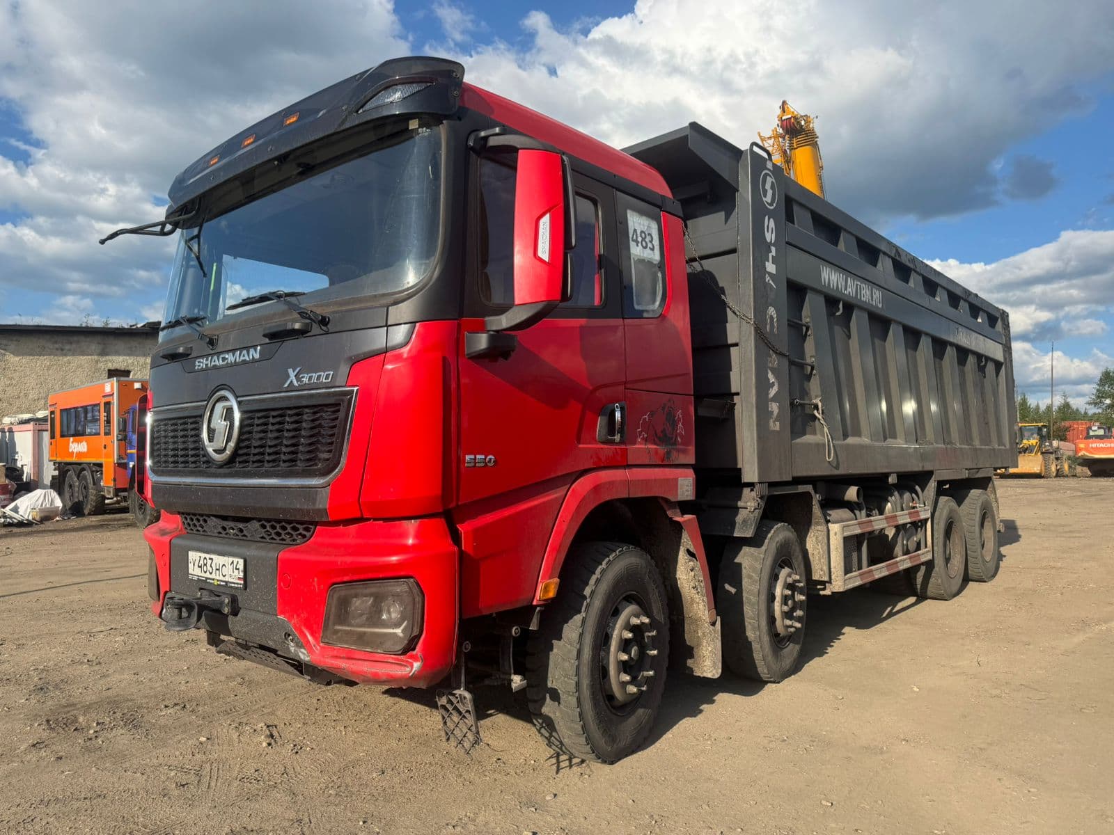 Shacman (Shaanxi) SX* 8x4 Самосвал - 1
