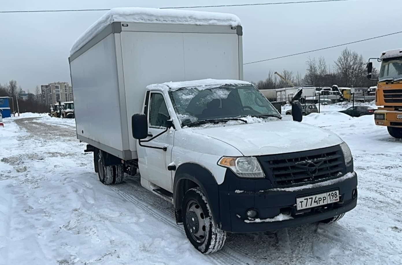 UAZ Profi - 2
