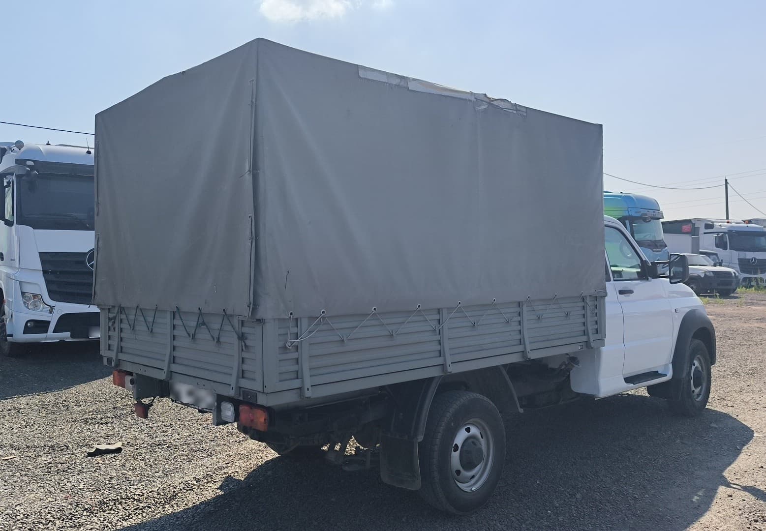 UAZ Profi - 3
