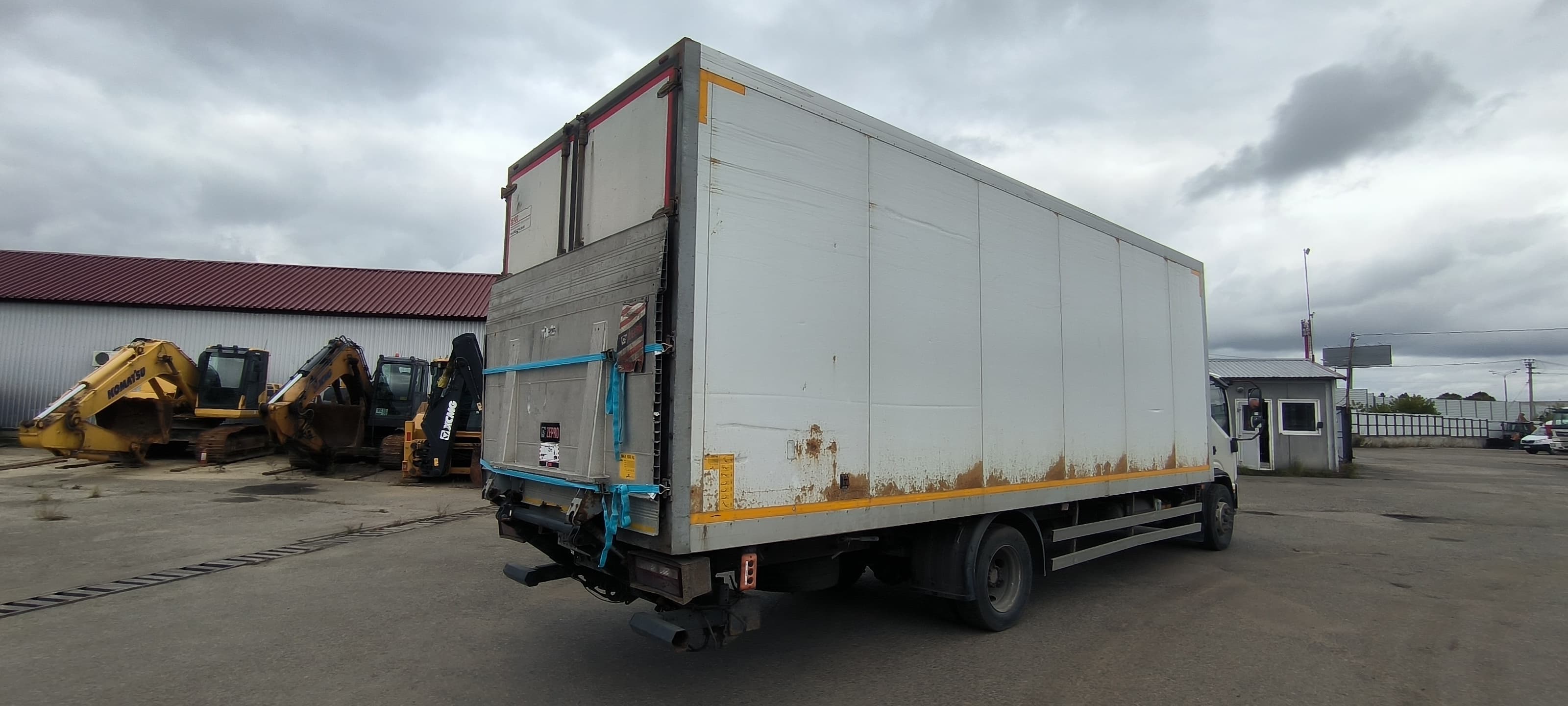 Рустрак 5389* на шасси JAC N120 4x2 Изотермический/рефрижератор с гидробортом - 3