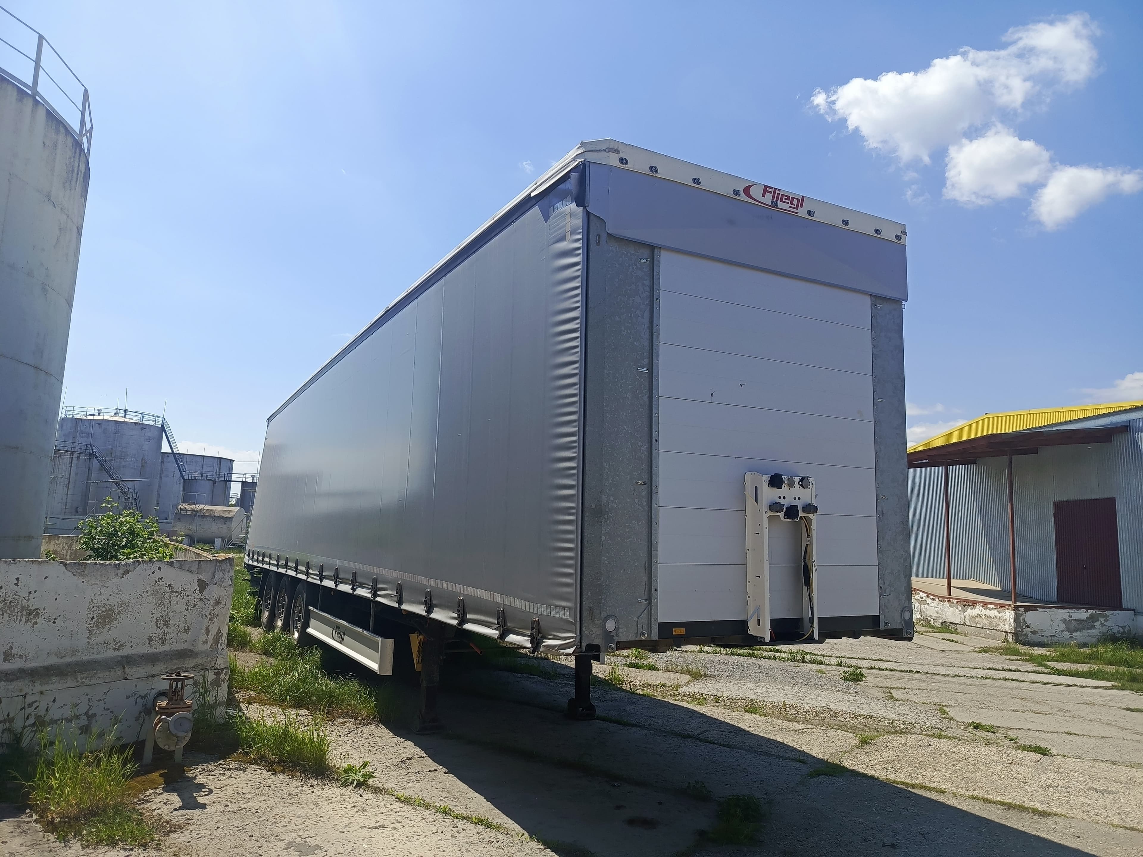 Fliegl SDS* Полуприцеп шторный - 2
