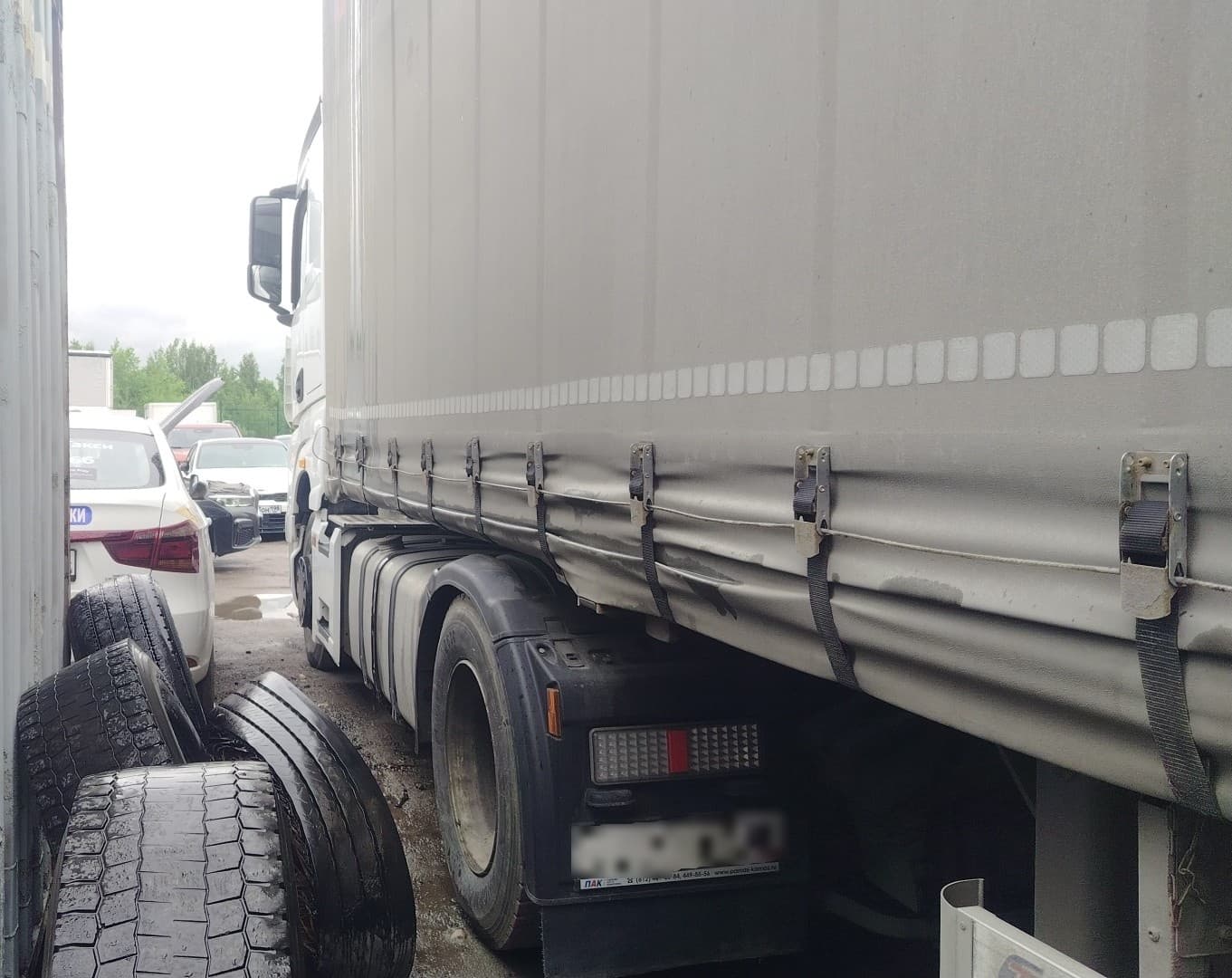 Камаз М1946 4x2 Седельный тягач - 4