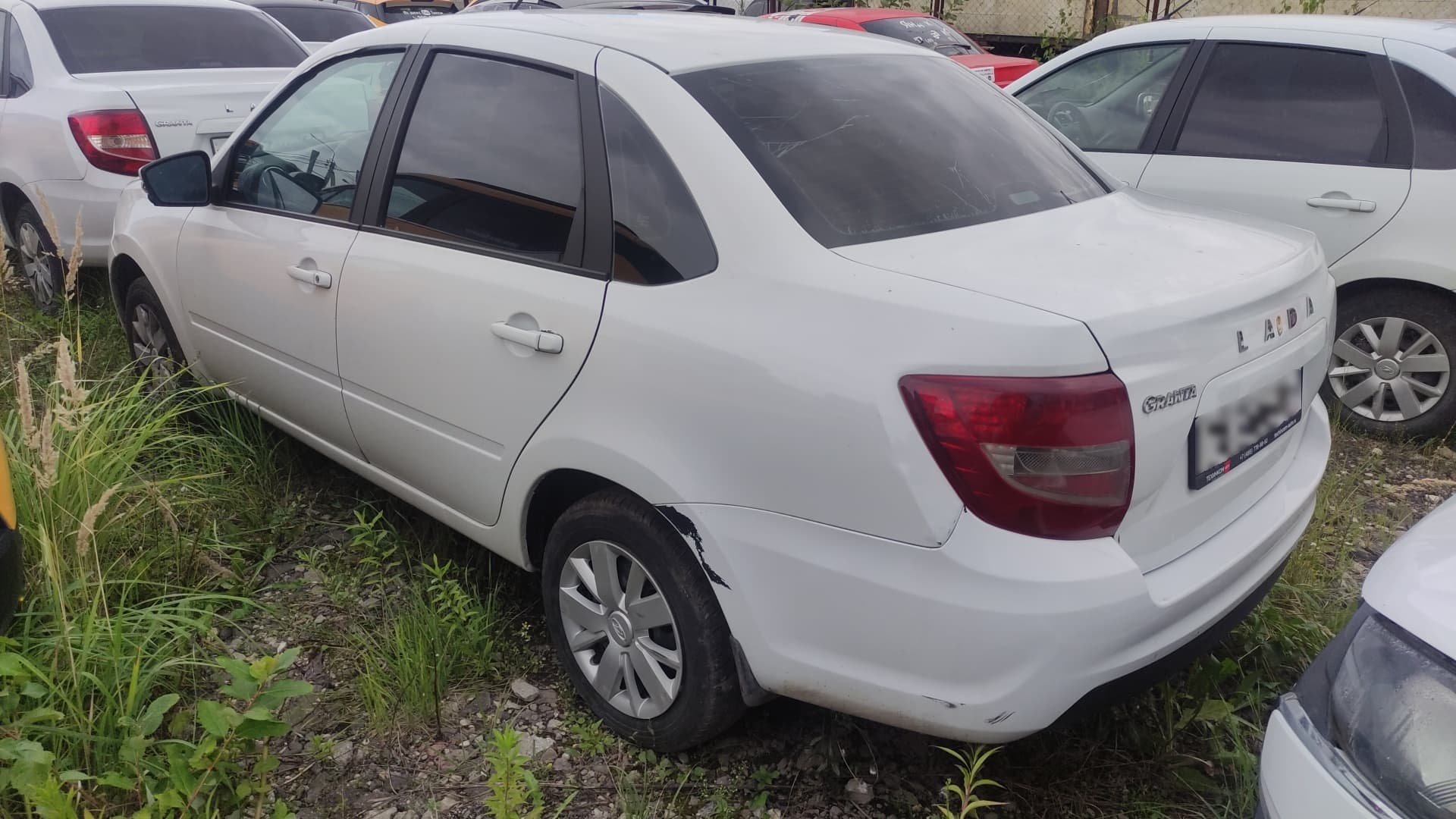 Lada Granta седан - 4