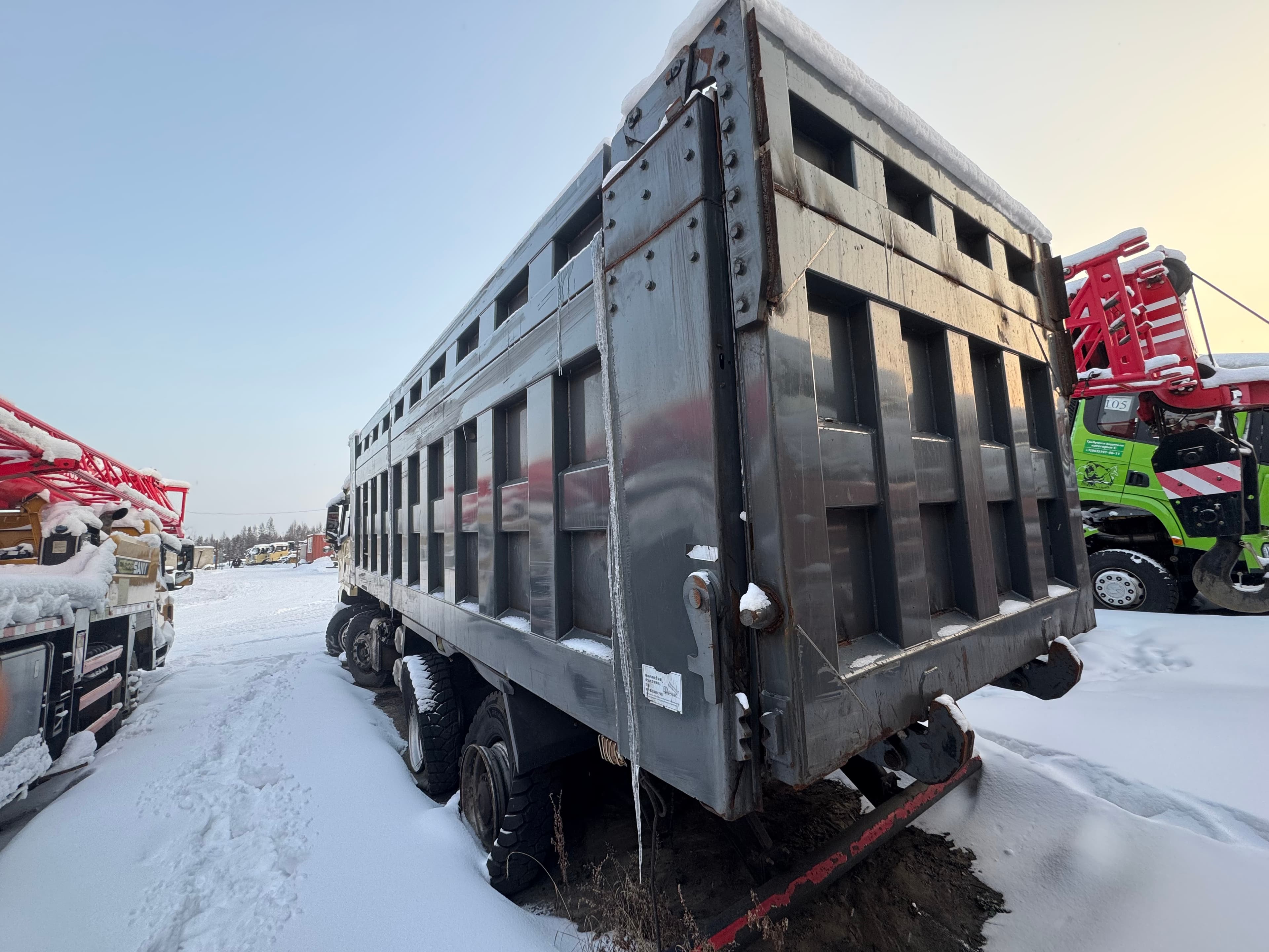 Shacman (Shaanxi) SX* 8x4 Самосвал - 4