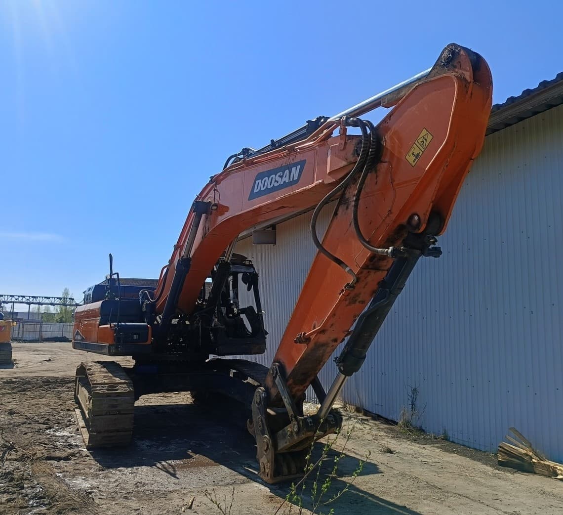 Doosan DX450 Экскаватор - 2