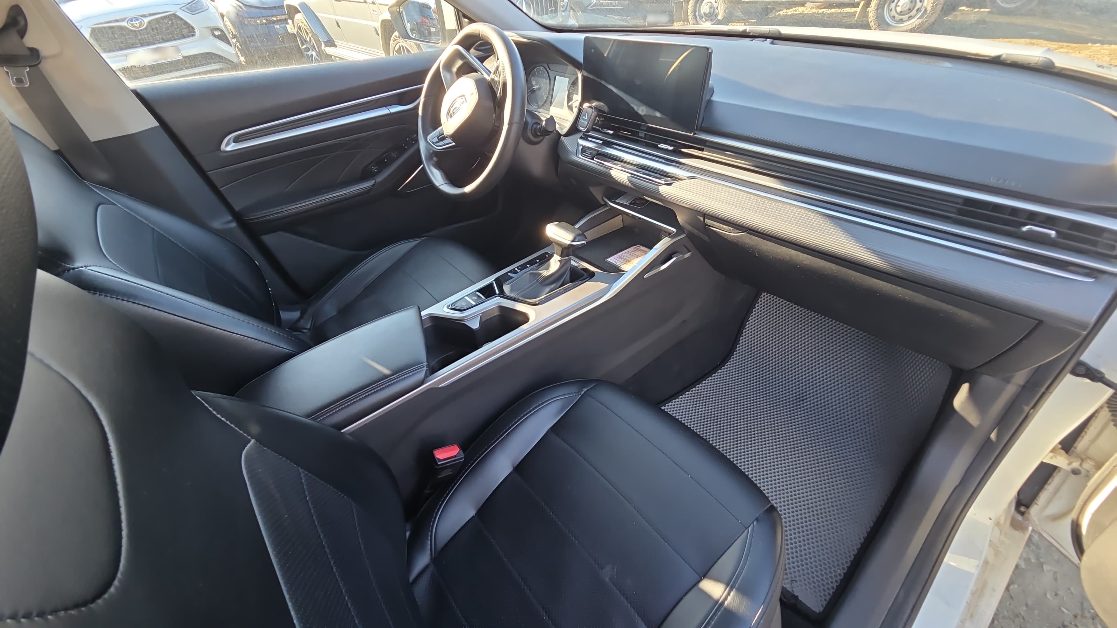 Geely Emgrand 7 - 5