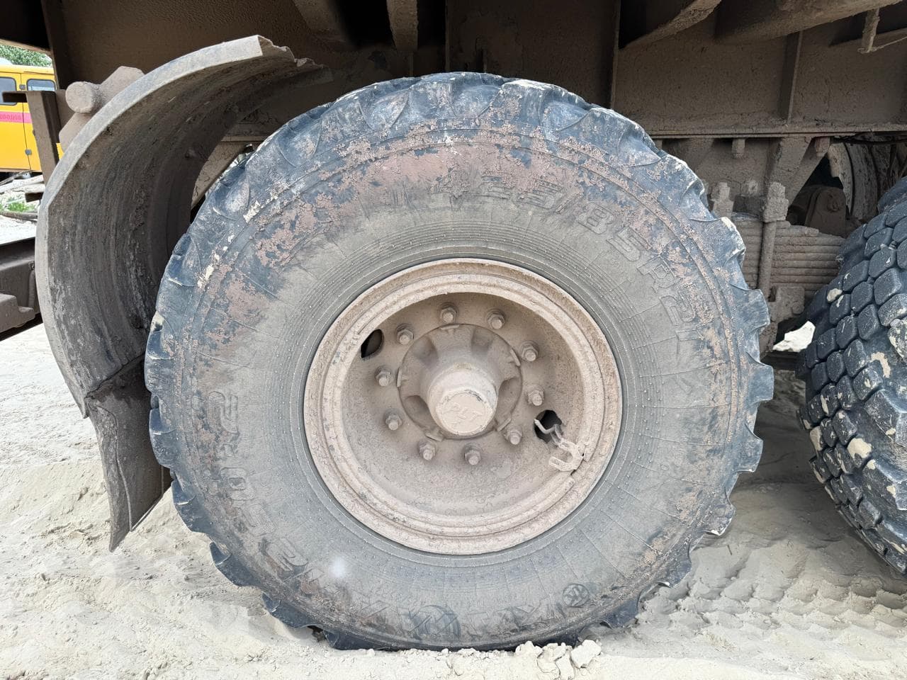 Туймазинский Завод Автобетоновозов 5885* Полуприцеп бортовой - 5
