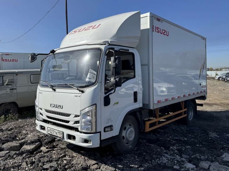 ISUZU ELF 4.5 (EC7) 4x2 Изотермический/рефрижератор - 1