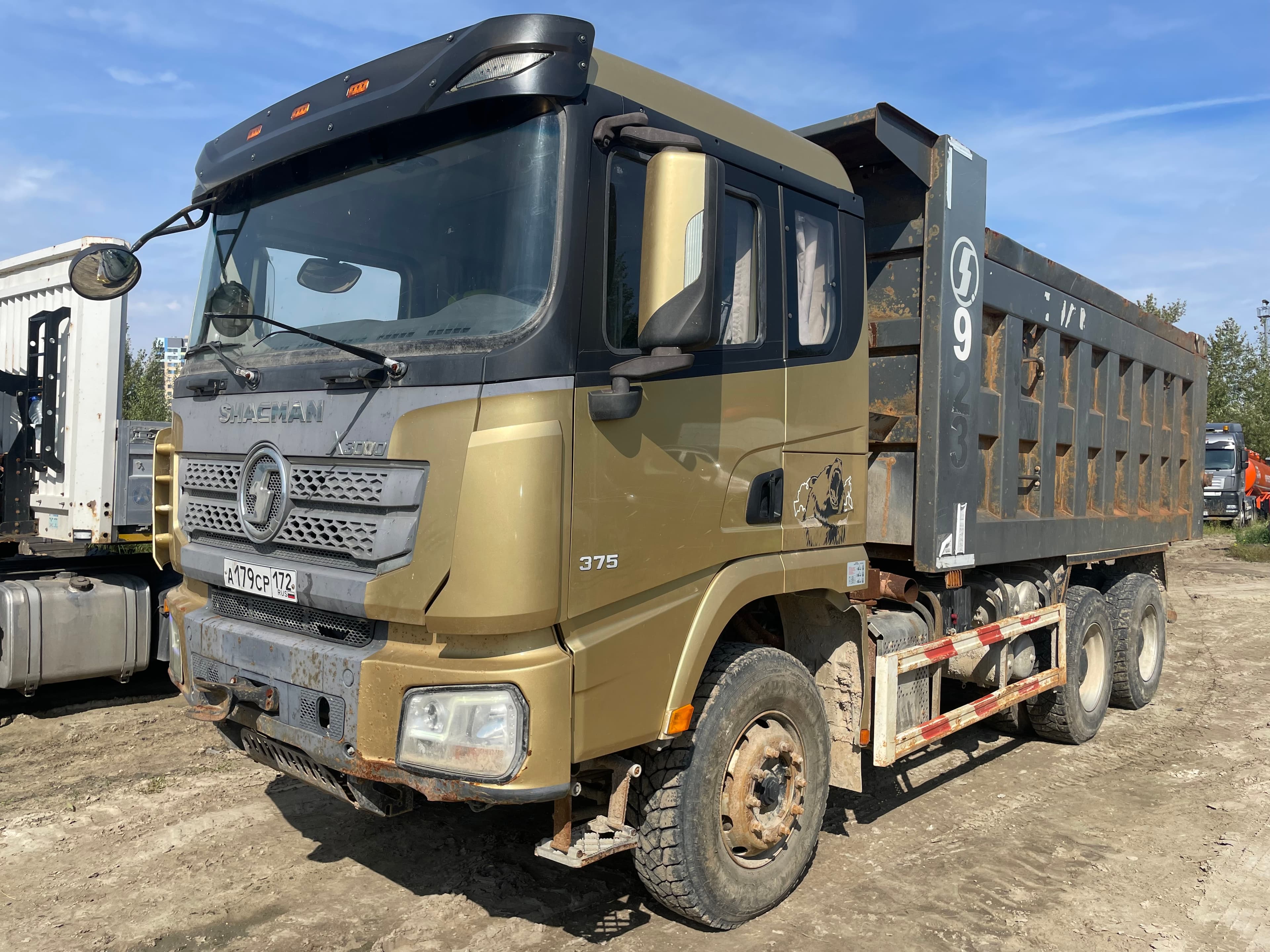 Shacman (Shaanxi) SX* 6x4 Самосвал - 1