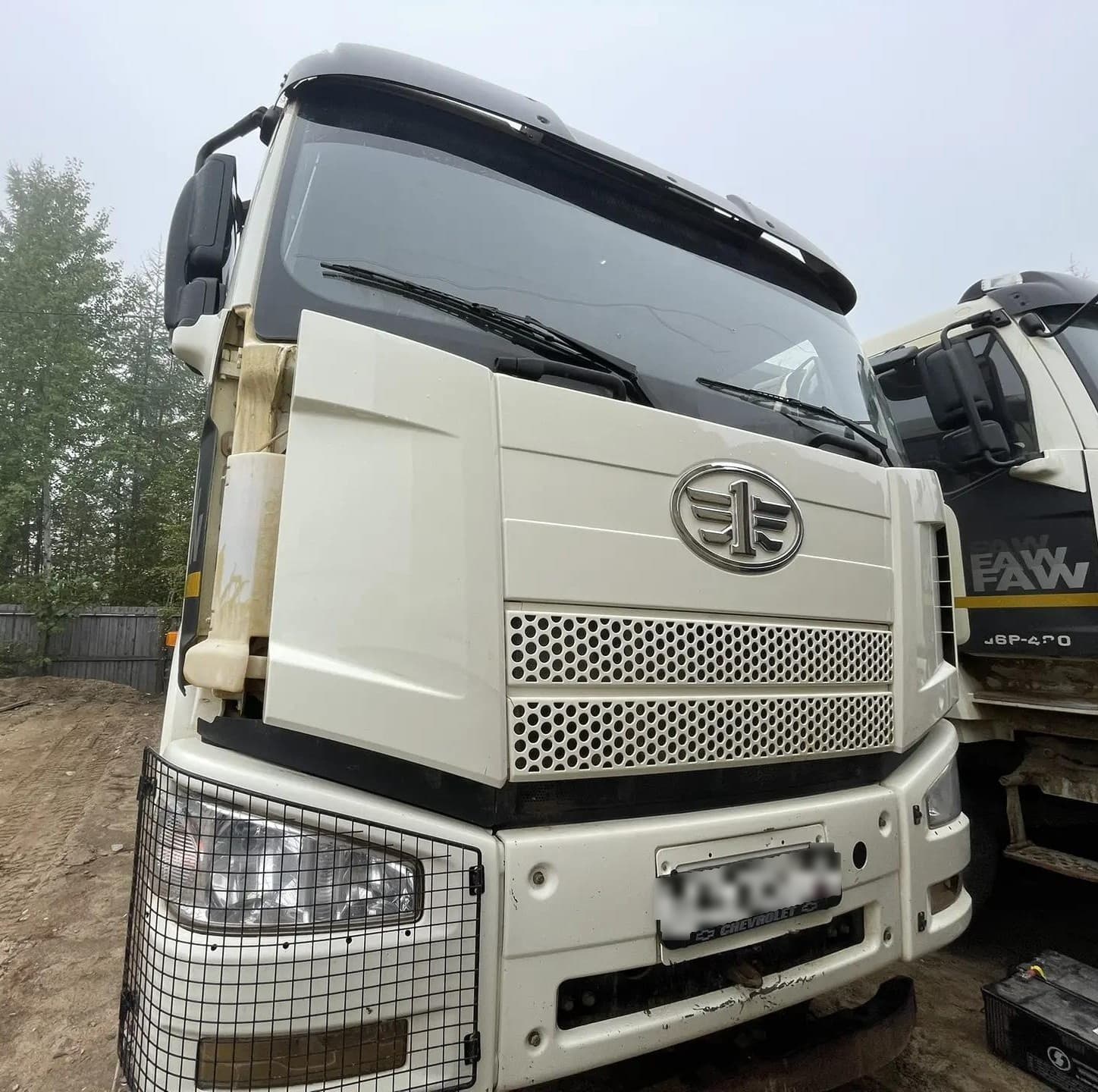FAW J6 8x4 Самосвал - 2