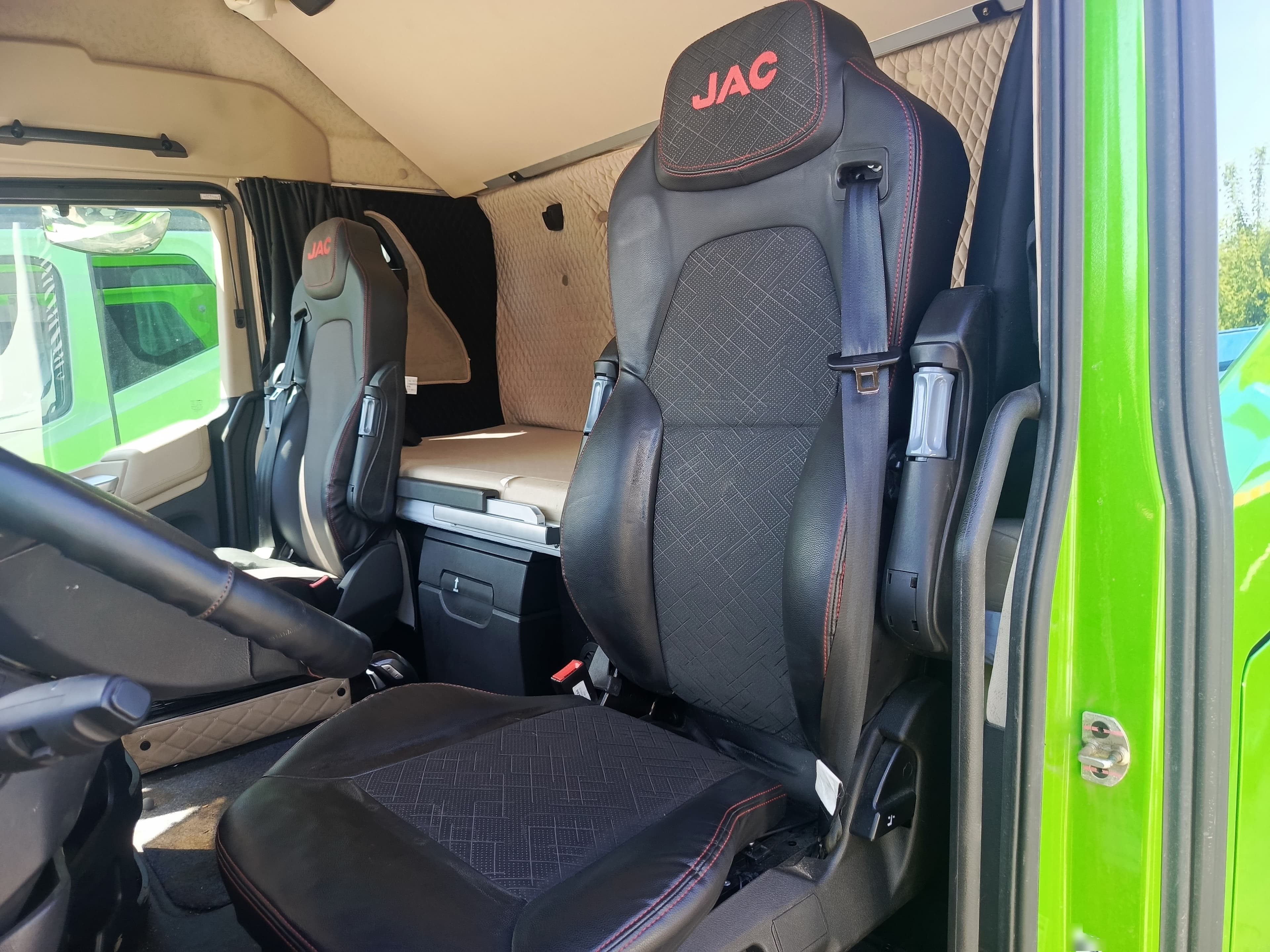 Jac K7 4x2 Седельный тягач - 4