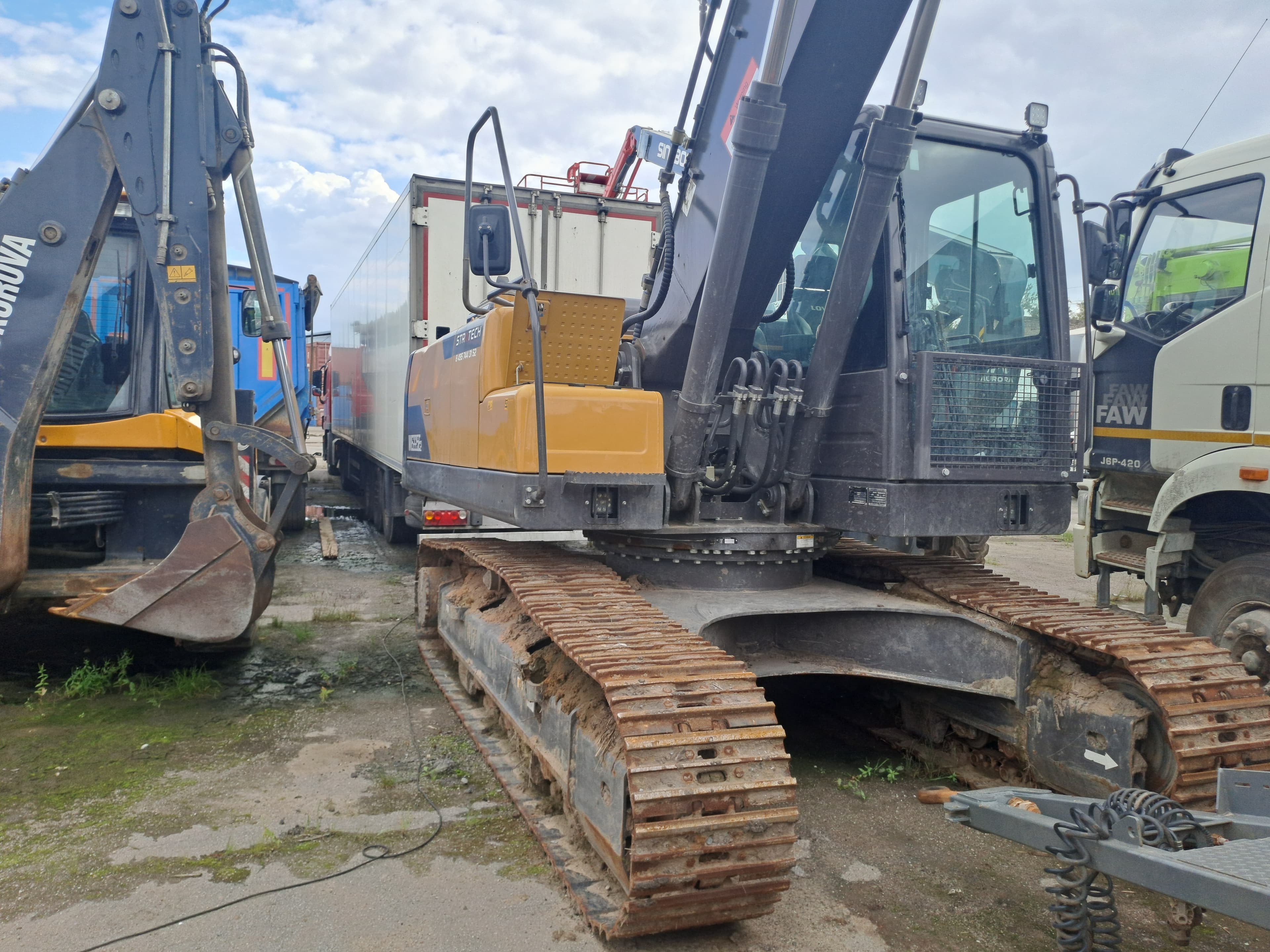 Weheavy WE225* Экскаватор - 2