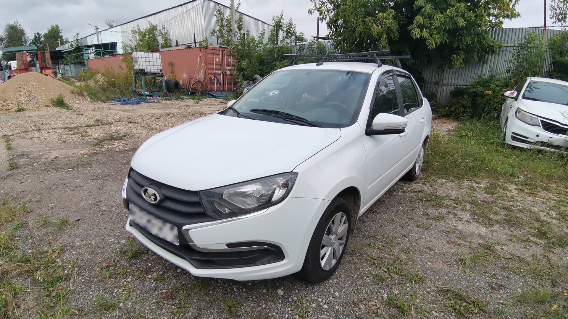 Lada Granta седан - 1