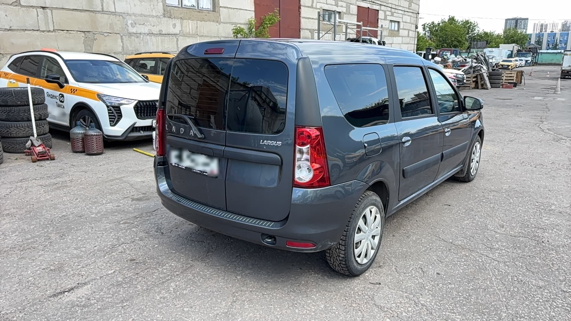 Lada Largus универсал - 3