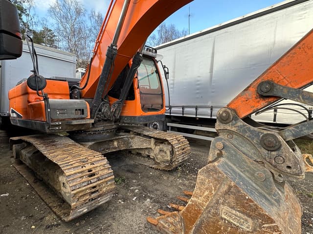 Doosan DX200 Экскаватор - 2