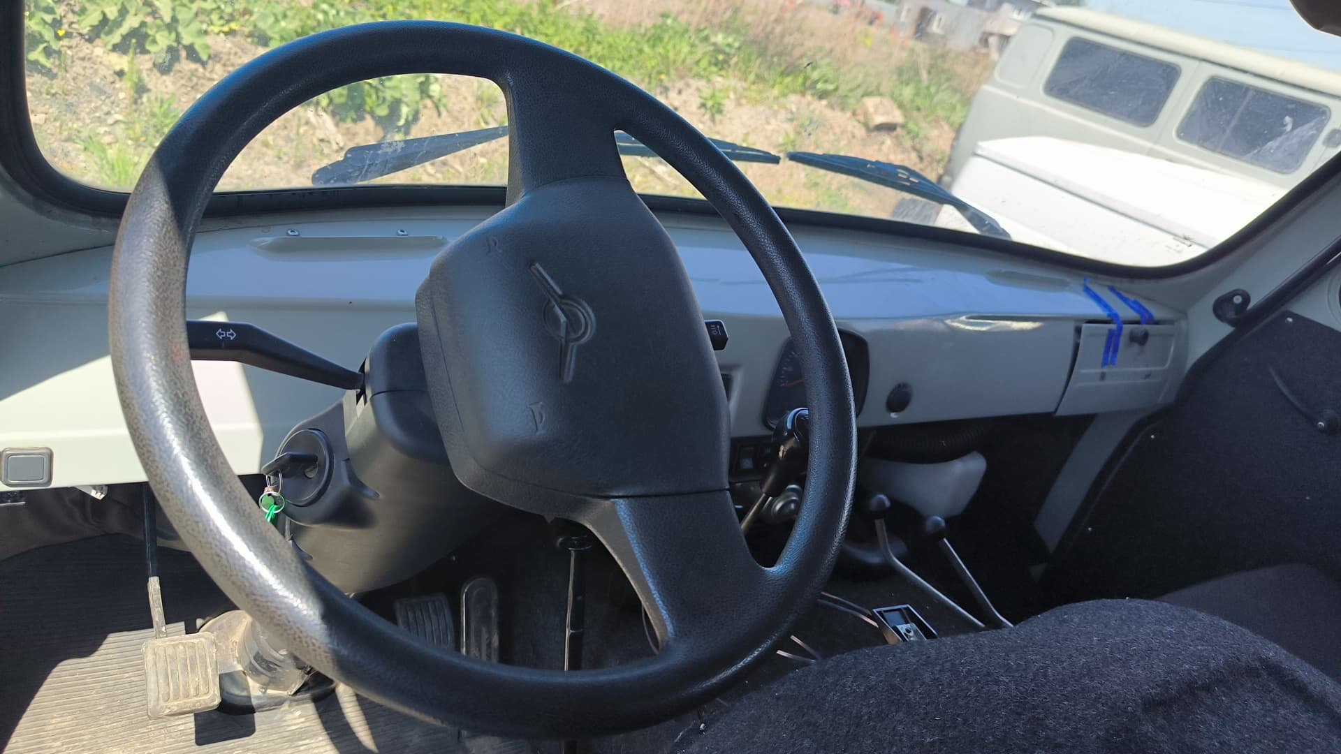 UAZ 3909* Грузопассажирский - 5