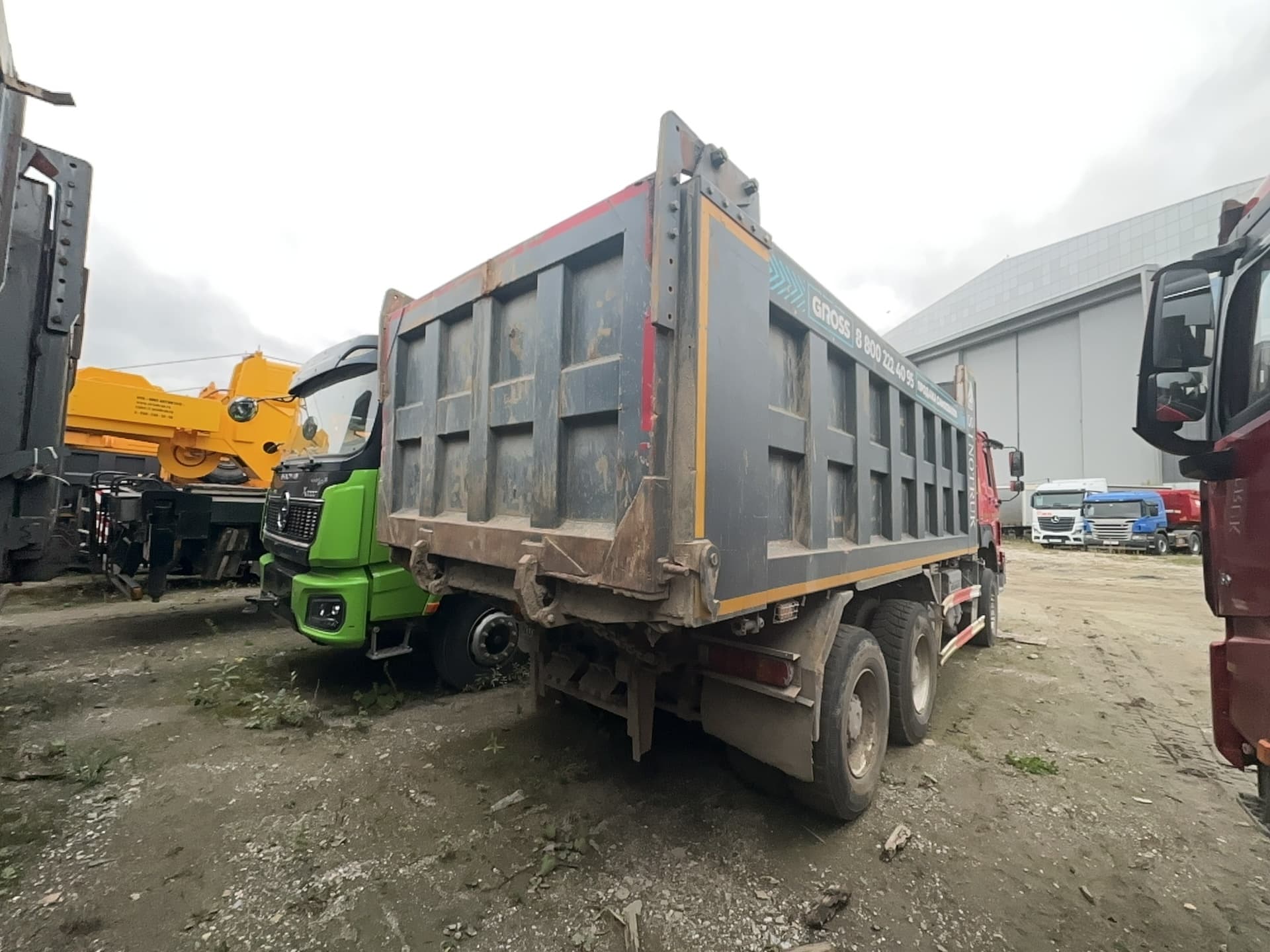 Howo ZZ* 6x4 Самосвал - 3