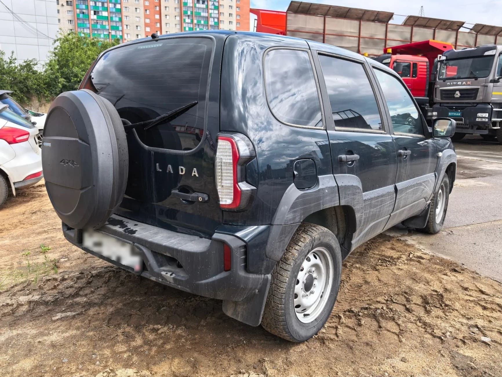 Lada Niva Travel - 3