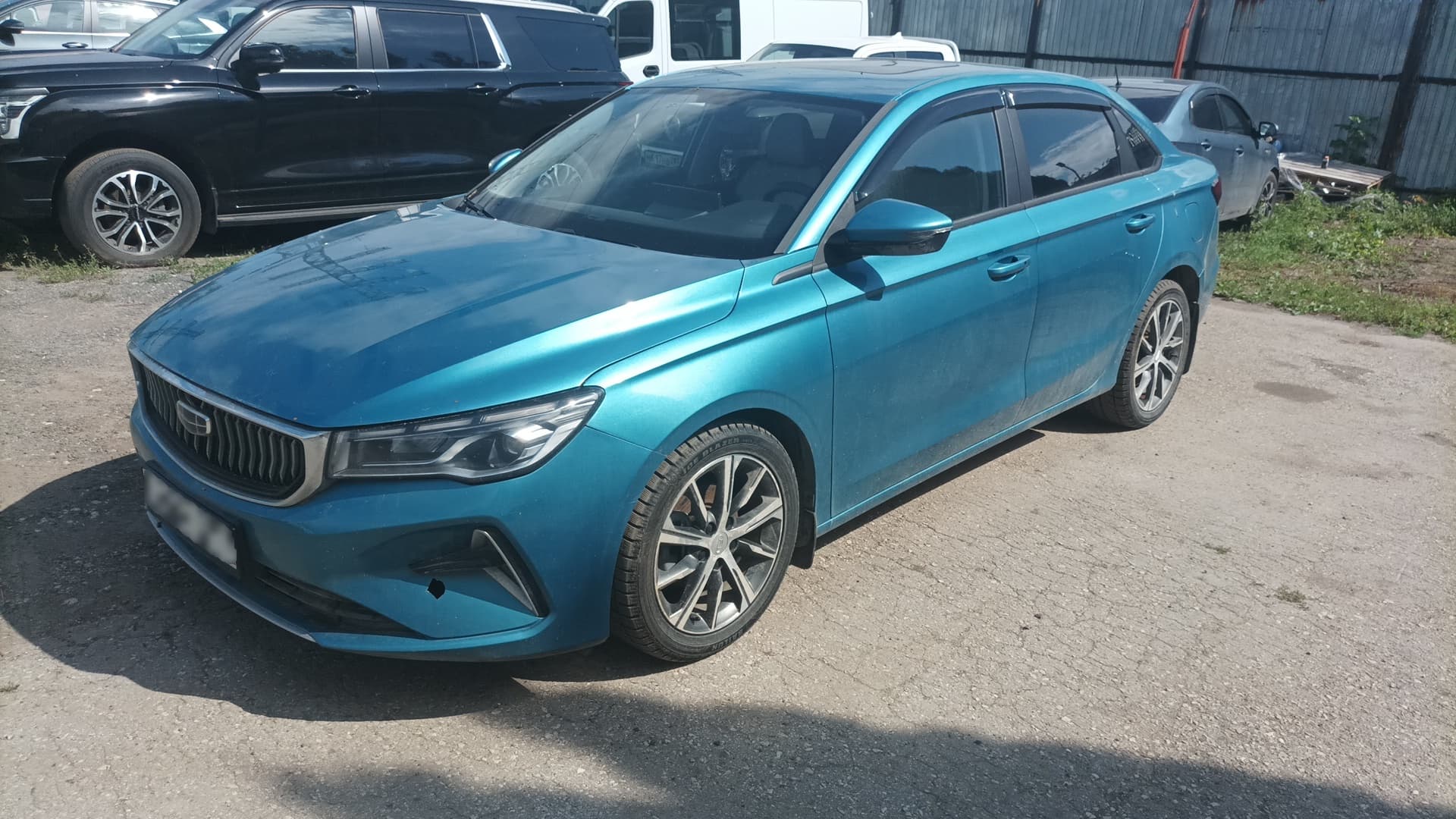 Geely EMGRAND - 1