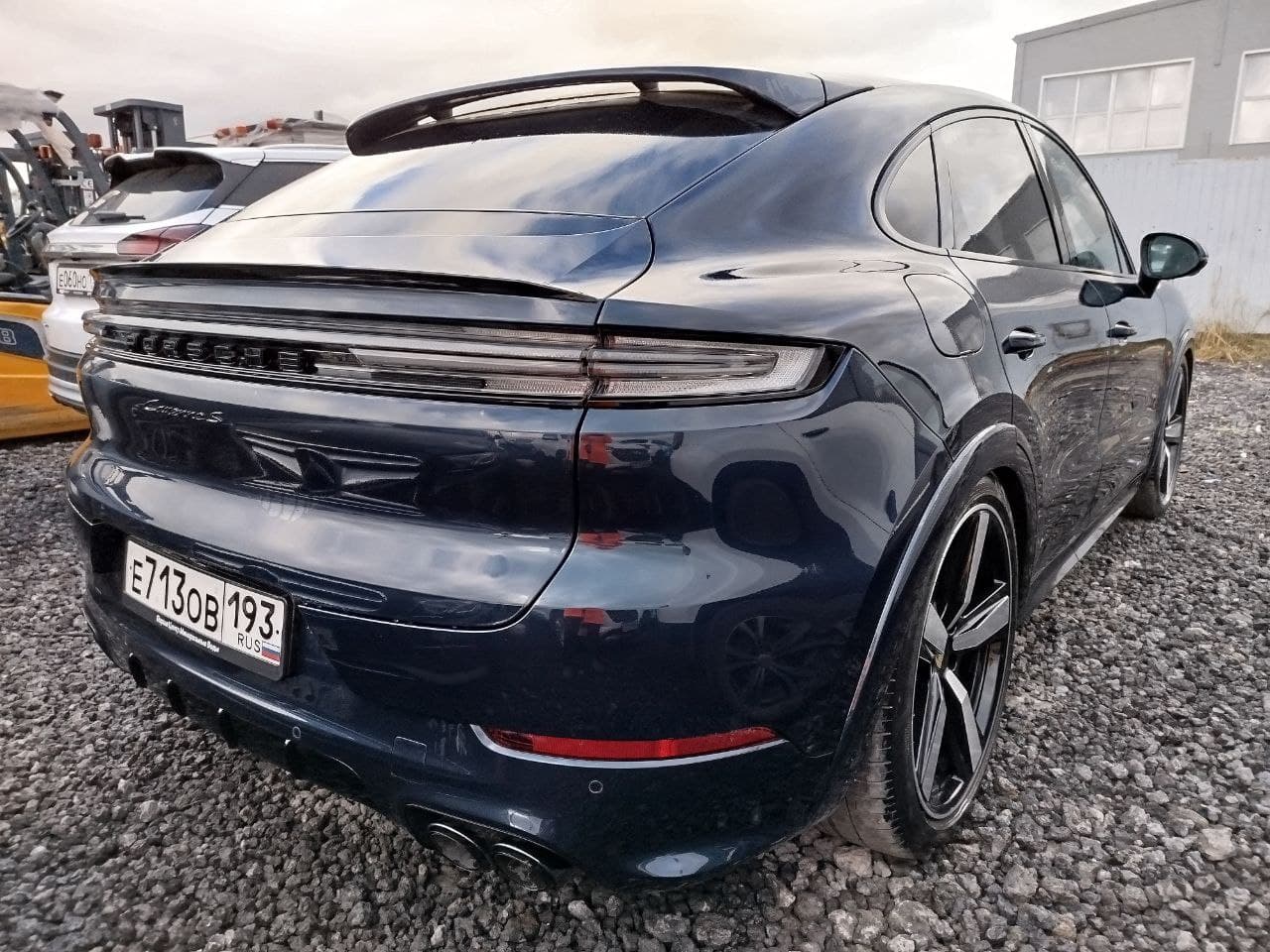 Porsche Cayenne - 3