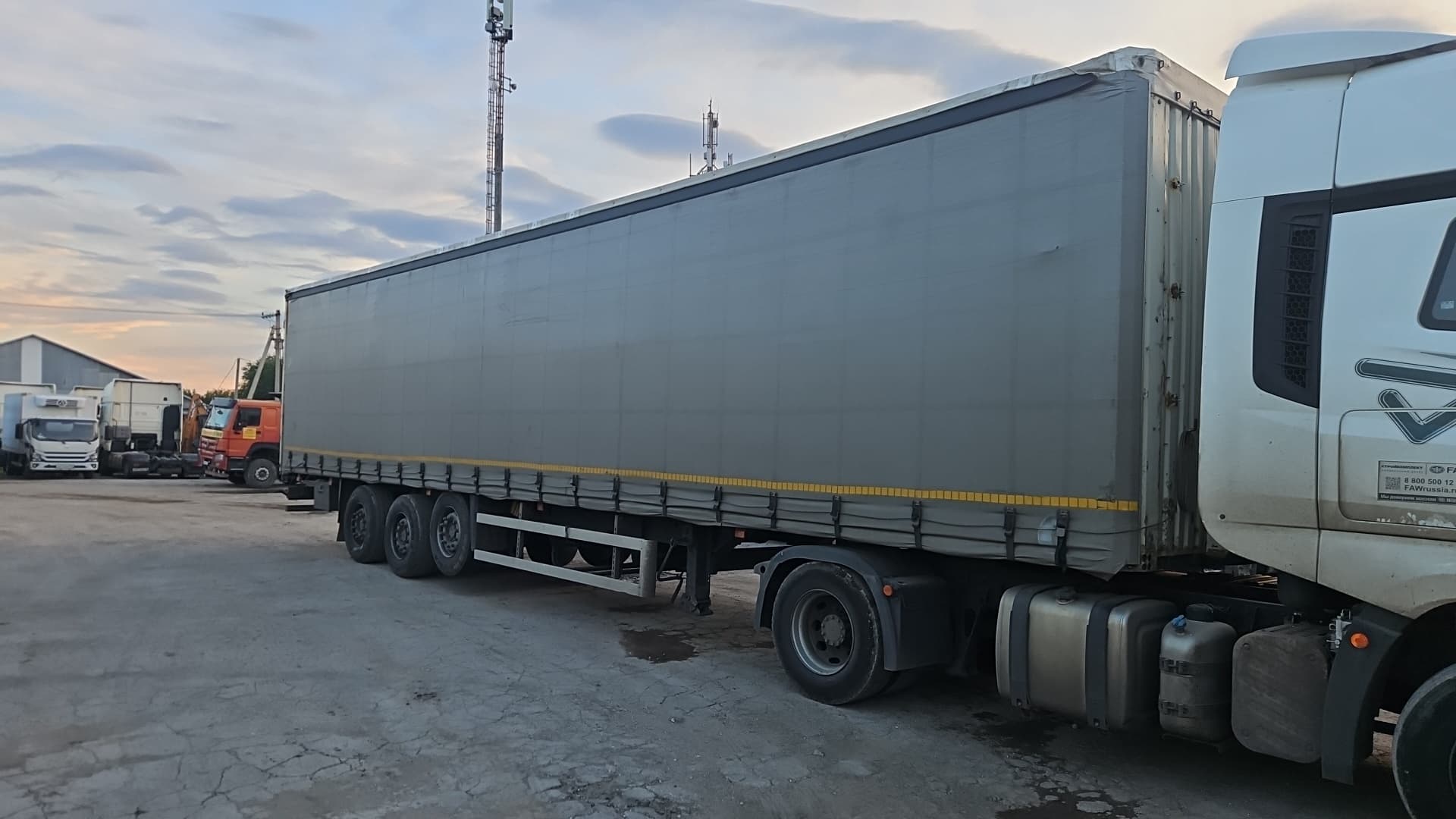 Туймазинский Завод Автобетоновозов 5885* Полуприцеп шторный - 2