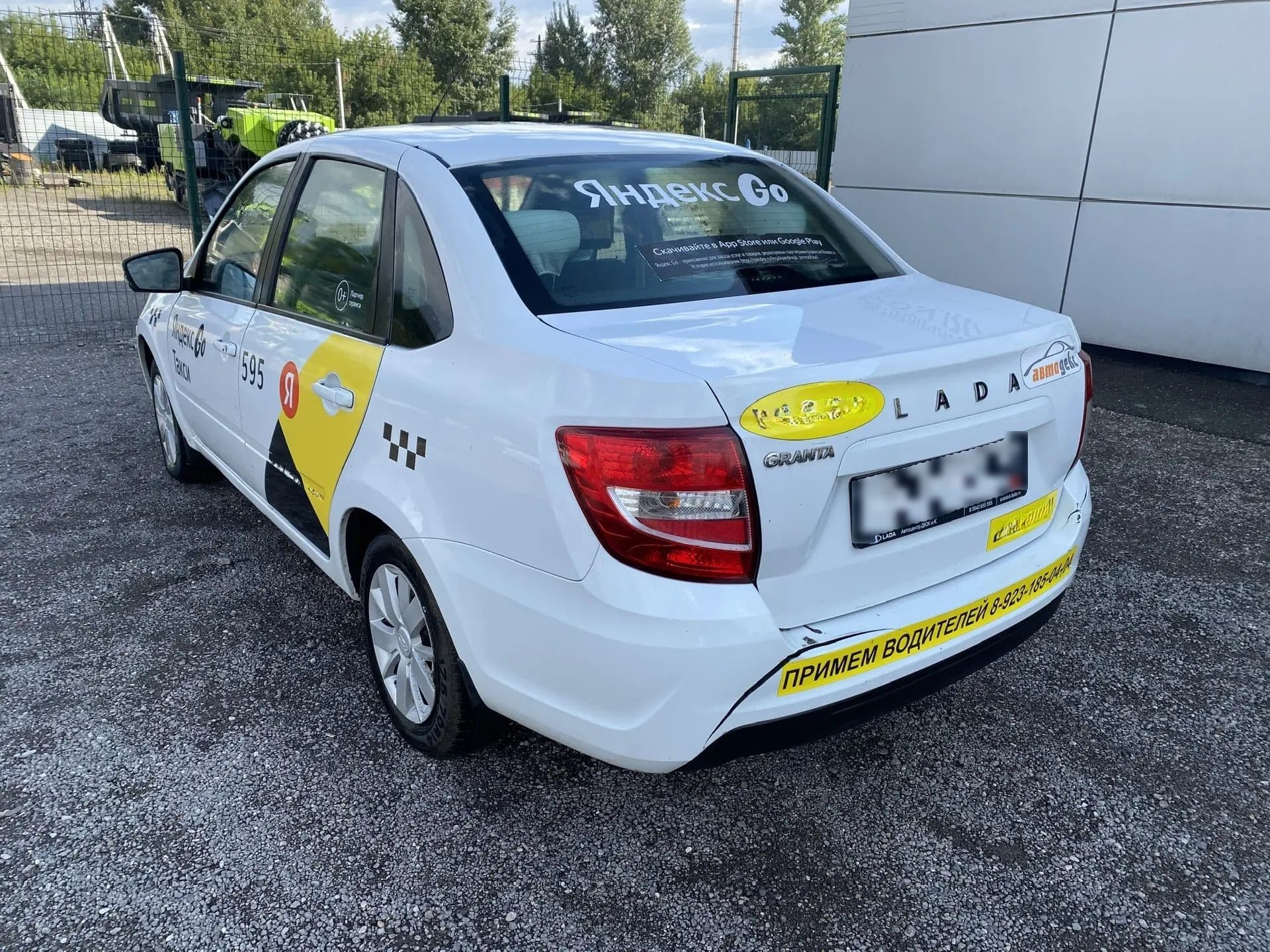 Lada Granta лифтбек - 4