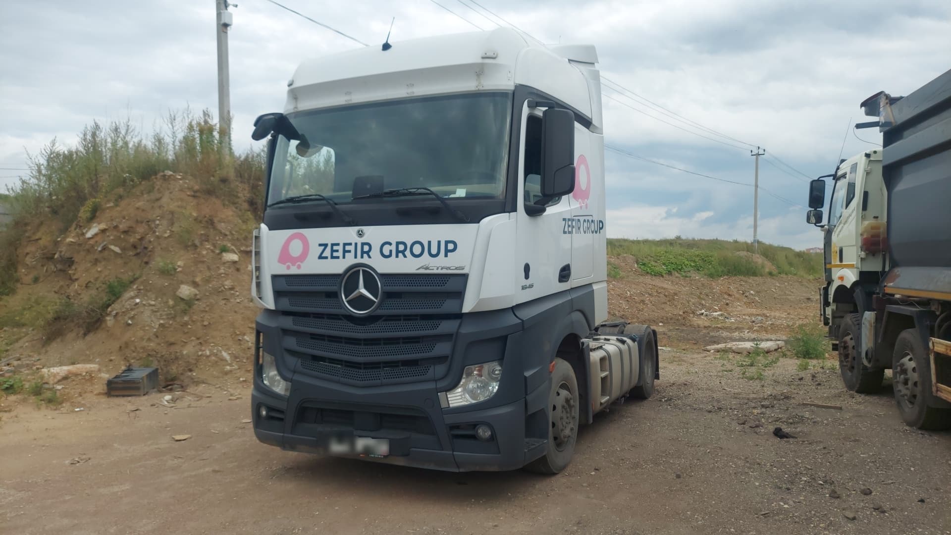 Mercedes-Benz Actros 4x2 Седельный тягач - 1