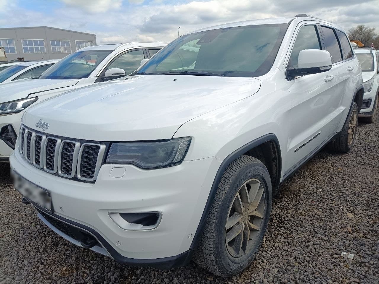 Jeep Grand Cherokee - 1