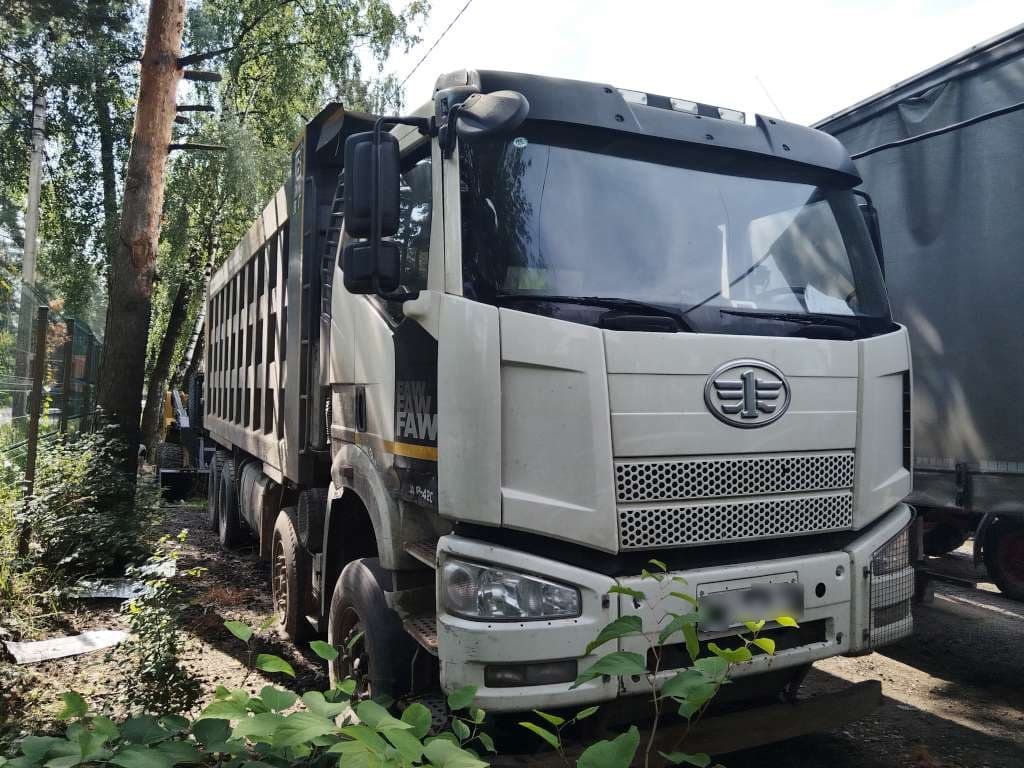 FAW CA 3310 8x4 Самосвал - 2