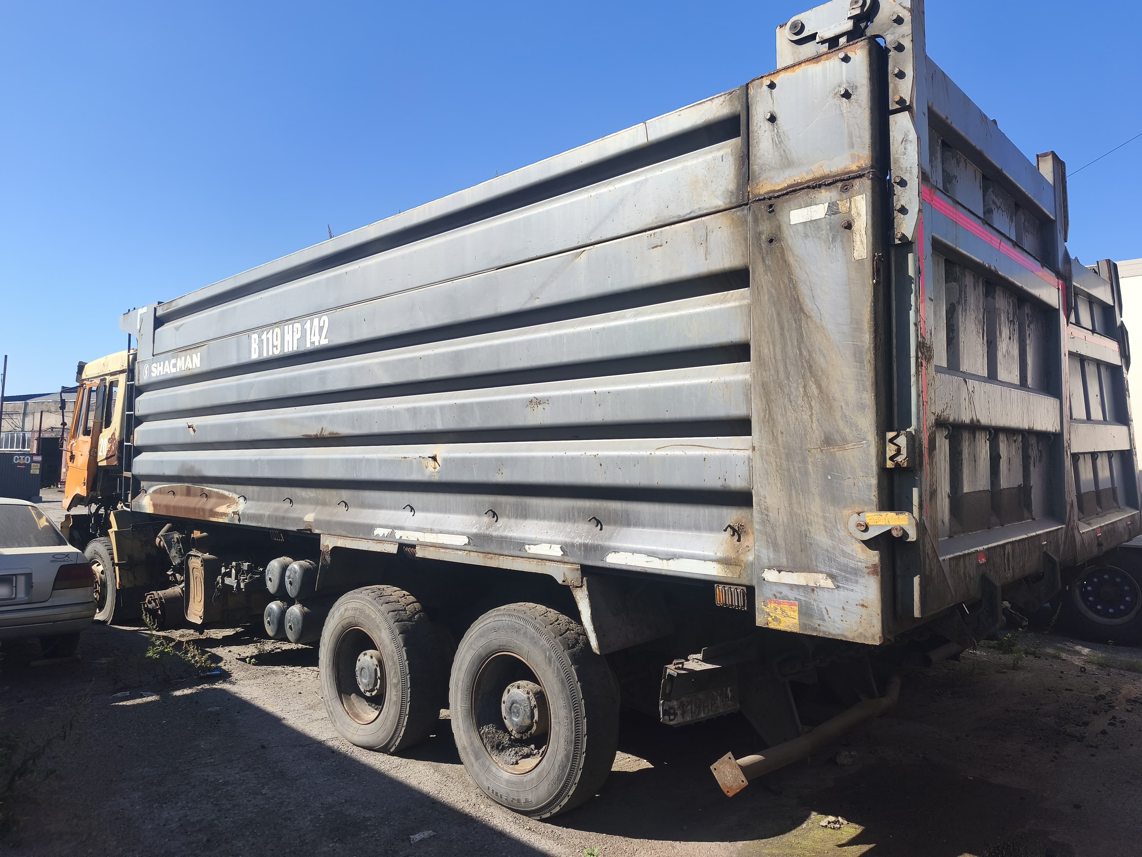 Shacman (Shaanxi) SX* 8x4 Самосвал - 4