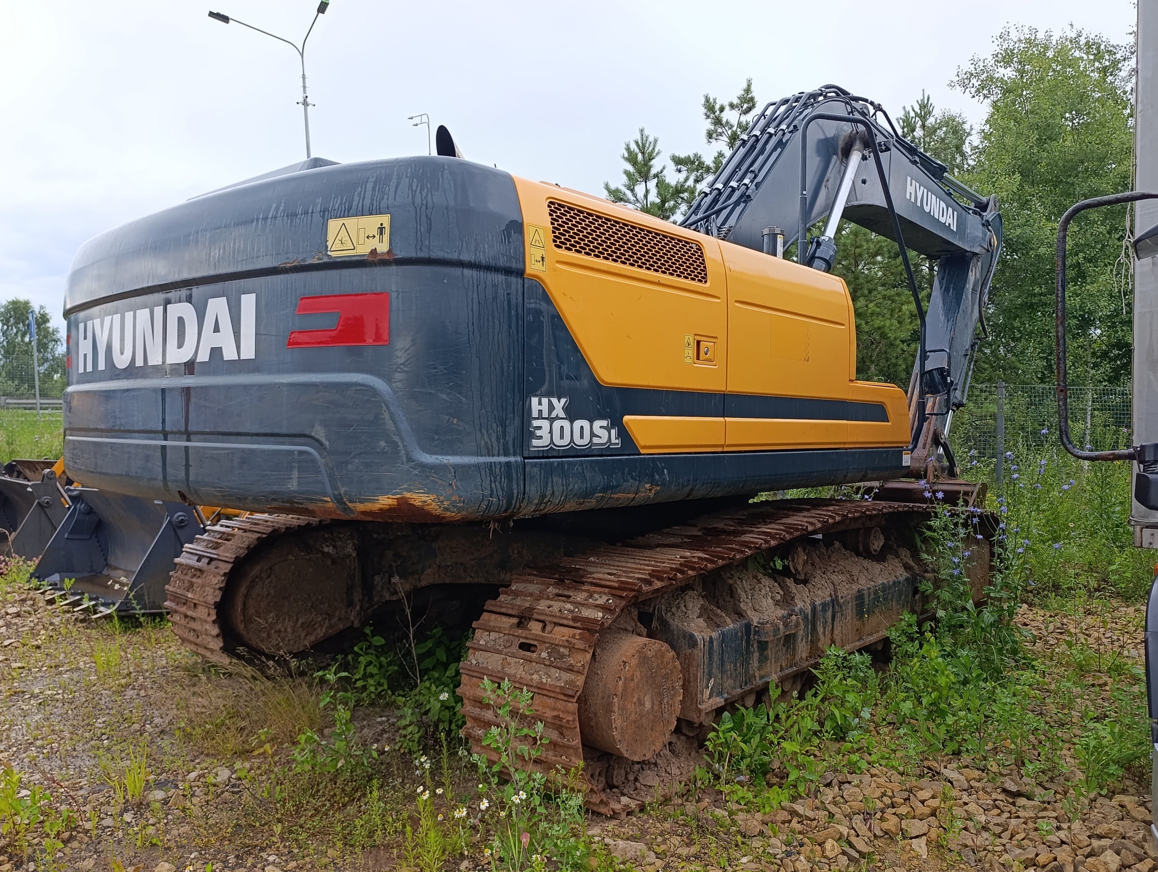 Hyundai HX300 Экскаватор - 3
