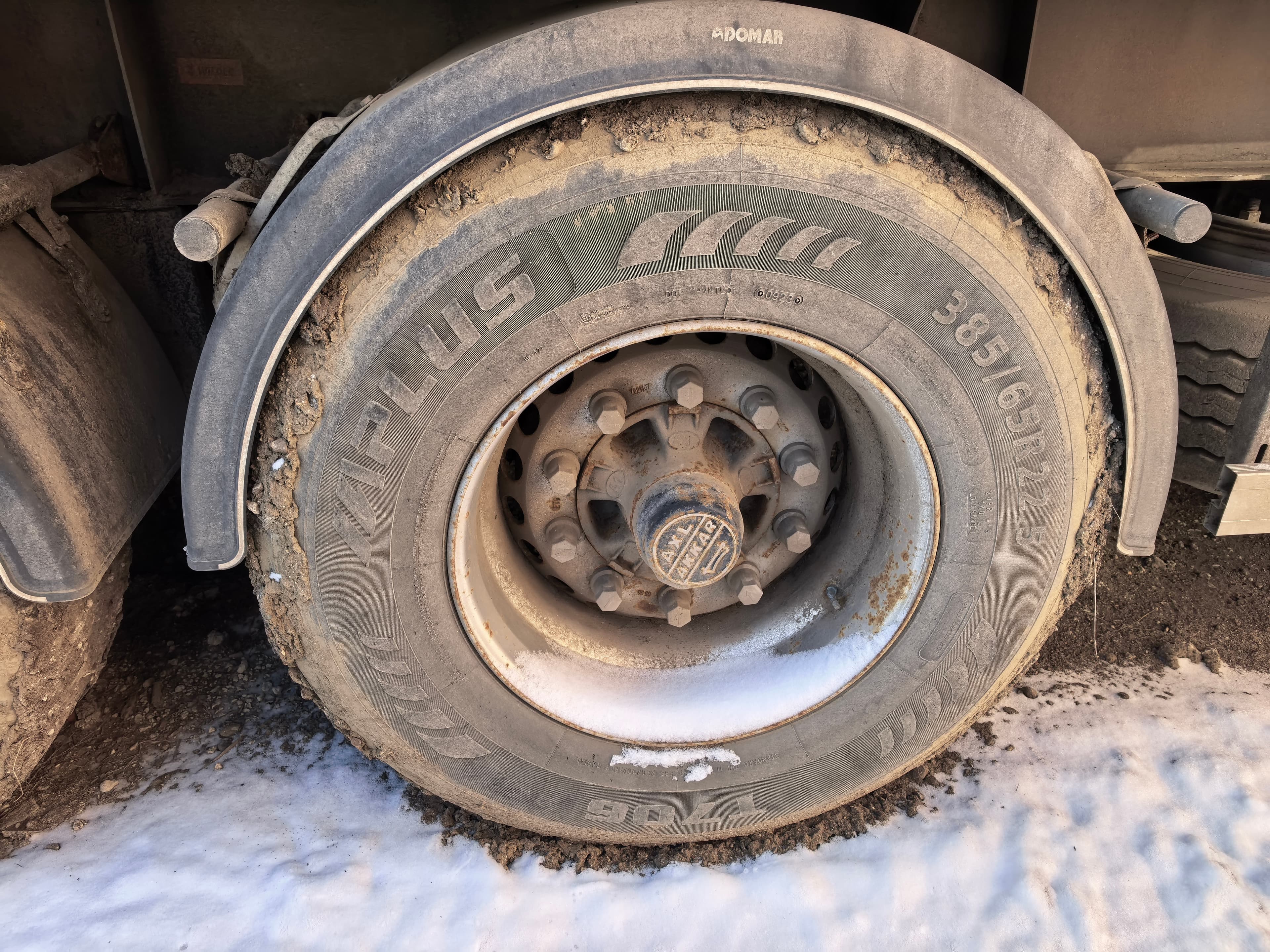 Машино-Деталь 8785* Полуприцеп зерновоз - 5