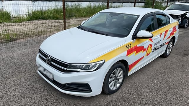 Volkswagen Bora - 1