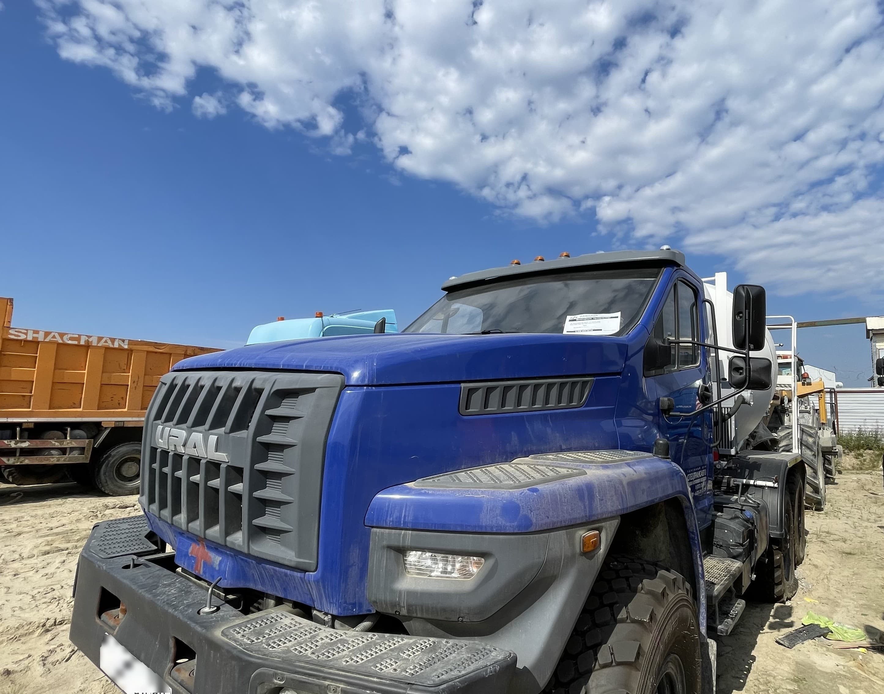 Тк Трансмастер 4672* на шасси Ural Next 5557 6x6 Автобетоносмеситель - 1