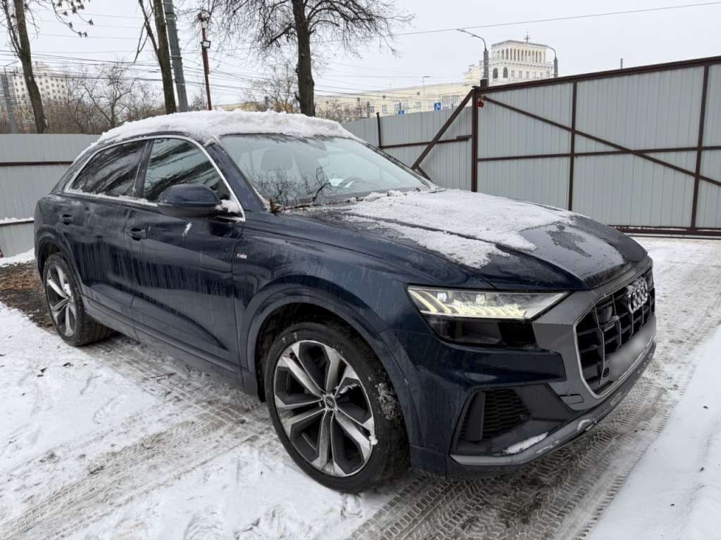 Audi Q8 - 2