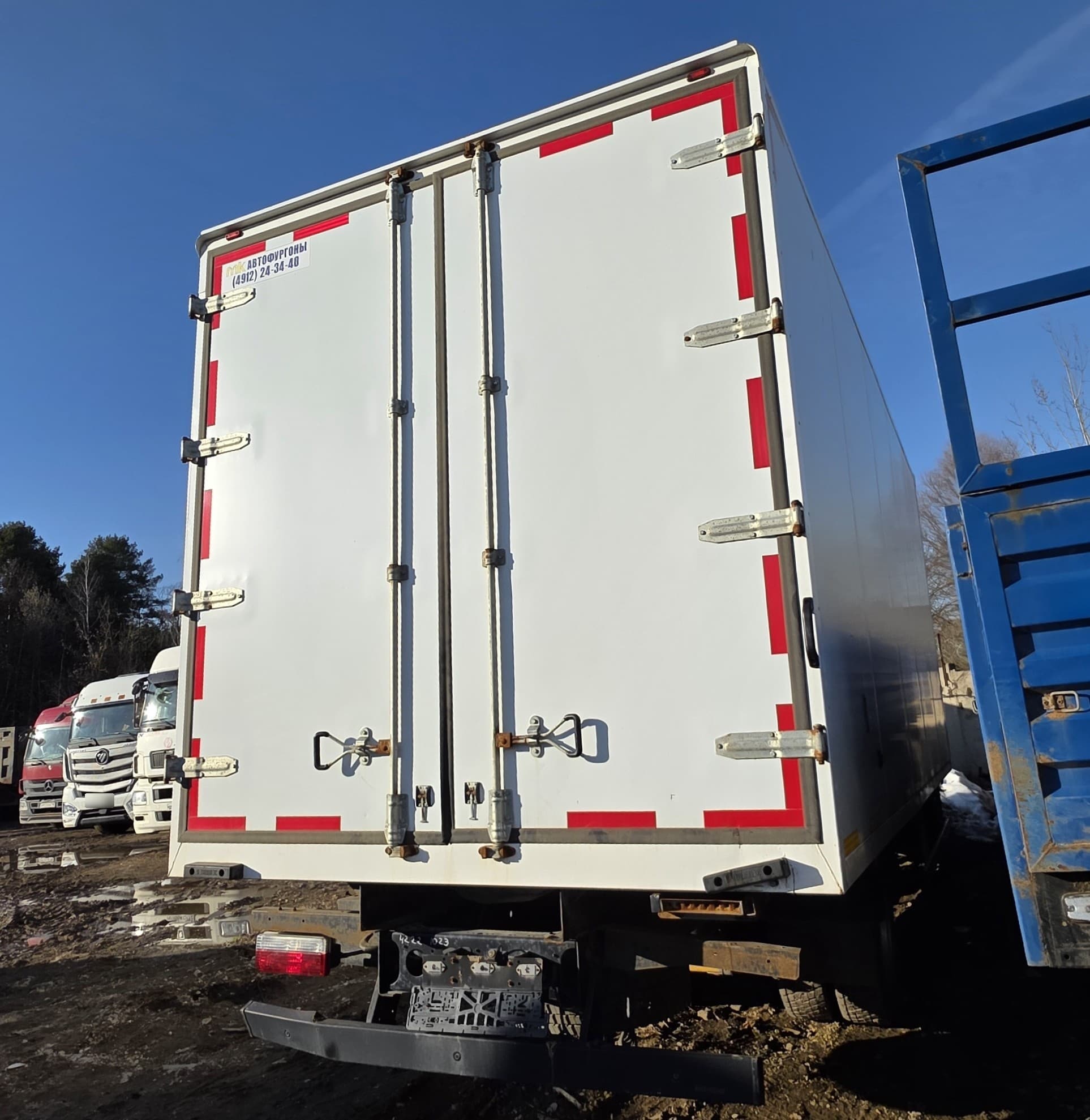 Меткомплекс C12* на шасси Dongfeng C120 4x2 Изотермический/рефрижератор - 3