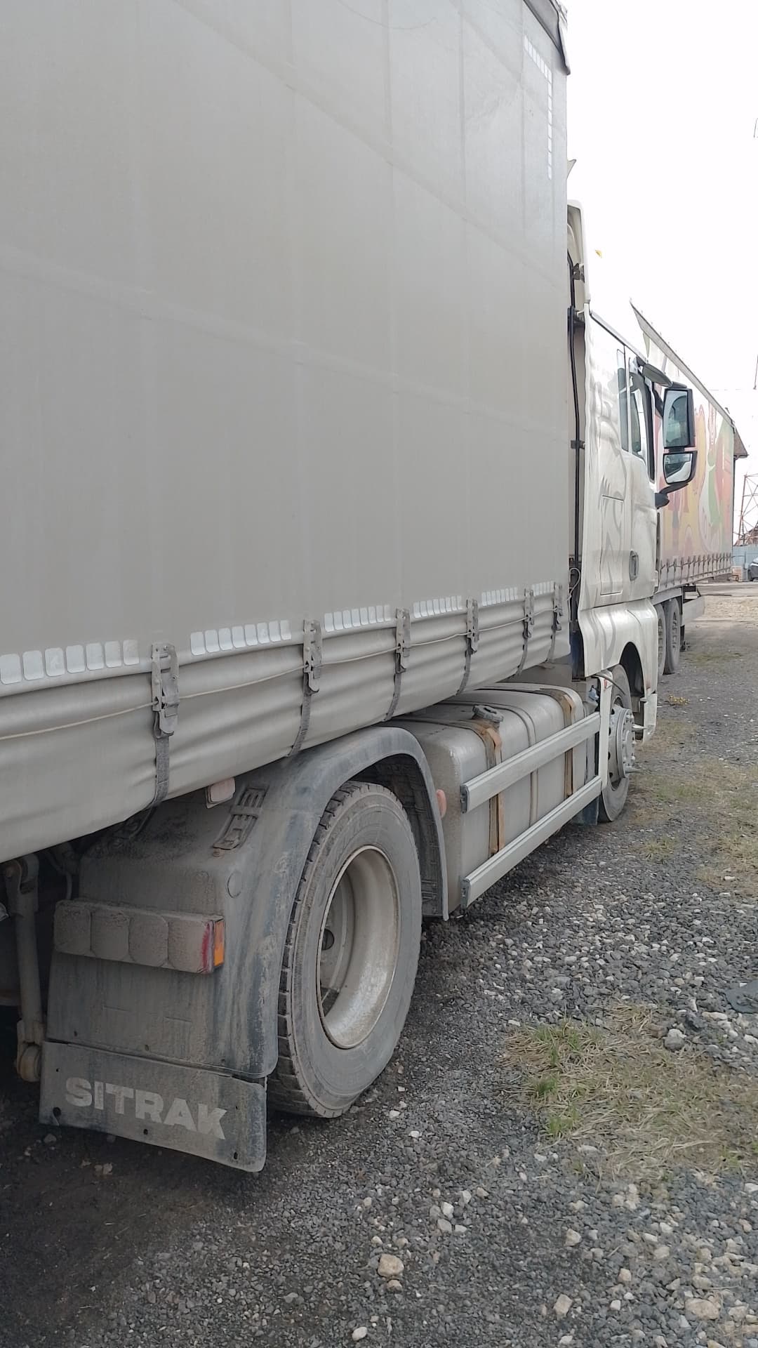 Sitrak C7H MAX 4x2 Седельный тягач - 3