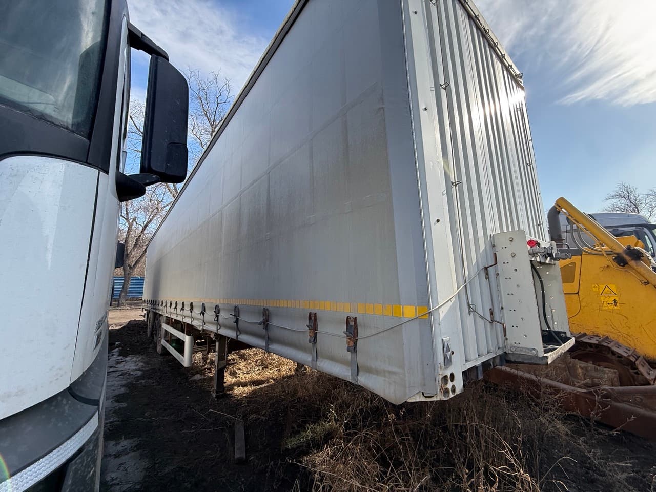Туймазинский Завод Автобетоновозов 5885* Полуприцеп шторный - 2