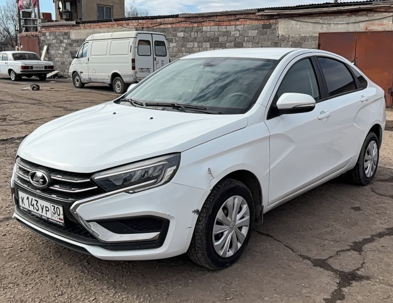 Lada Vesta седан - 1