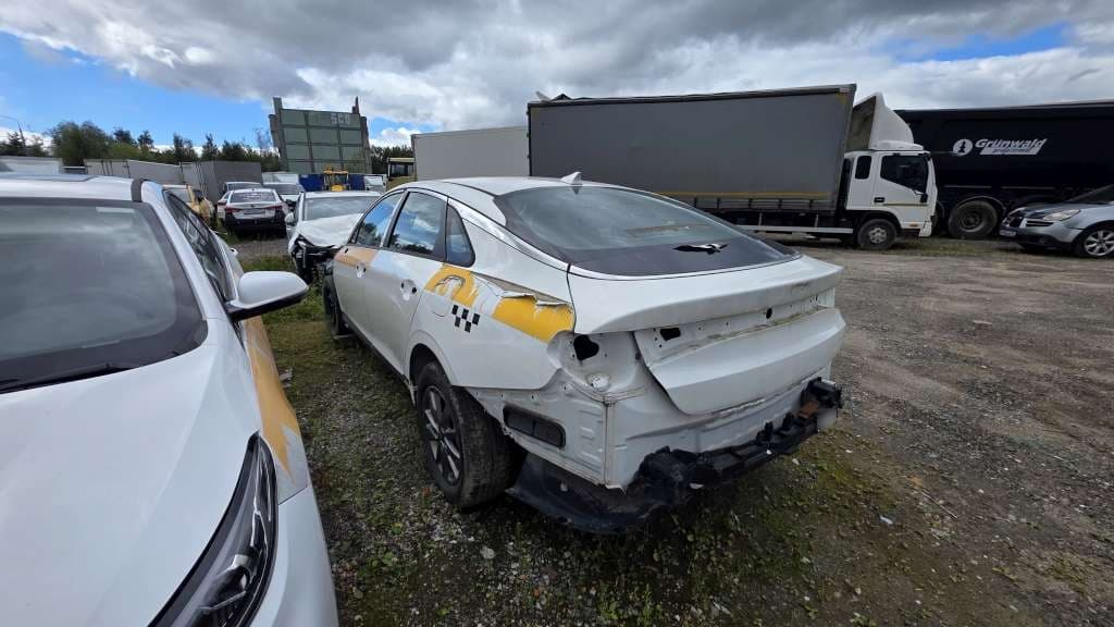 KIA K5 - 4