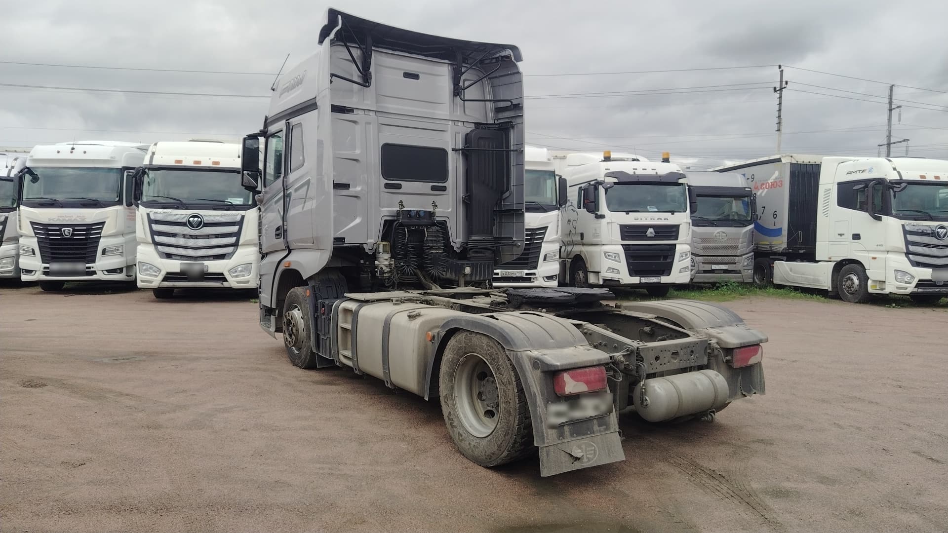 FAW J7 4x2 Седельный тягач - 4