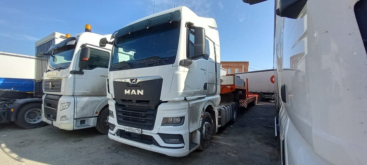 MAN TGX 4X2 Седельный тягач - 1