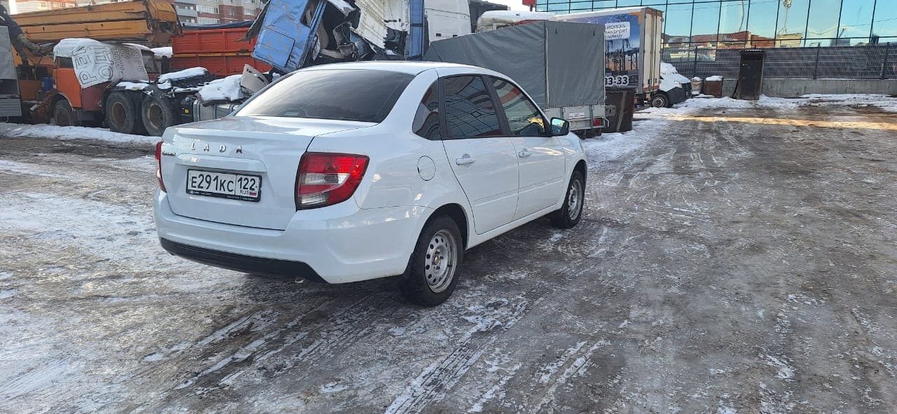 Lada Granta седан - 3