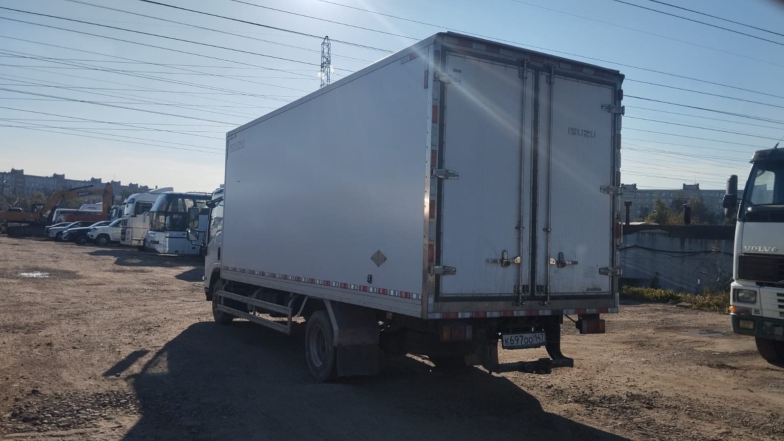 ISUZU ELF 10.5 4x2 Изотермический/рефрижератор - 4